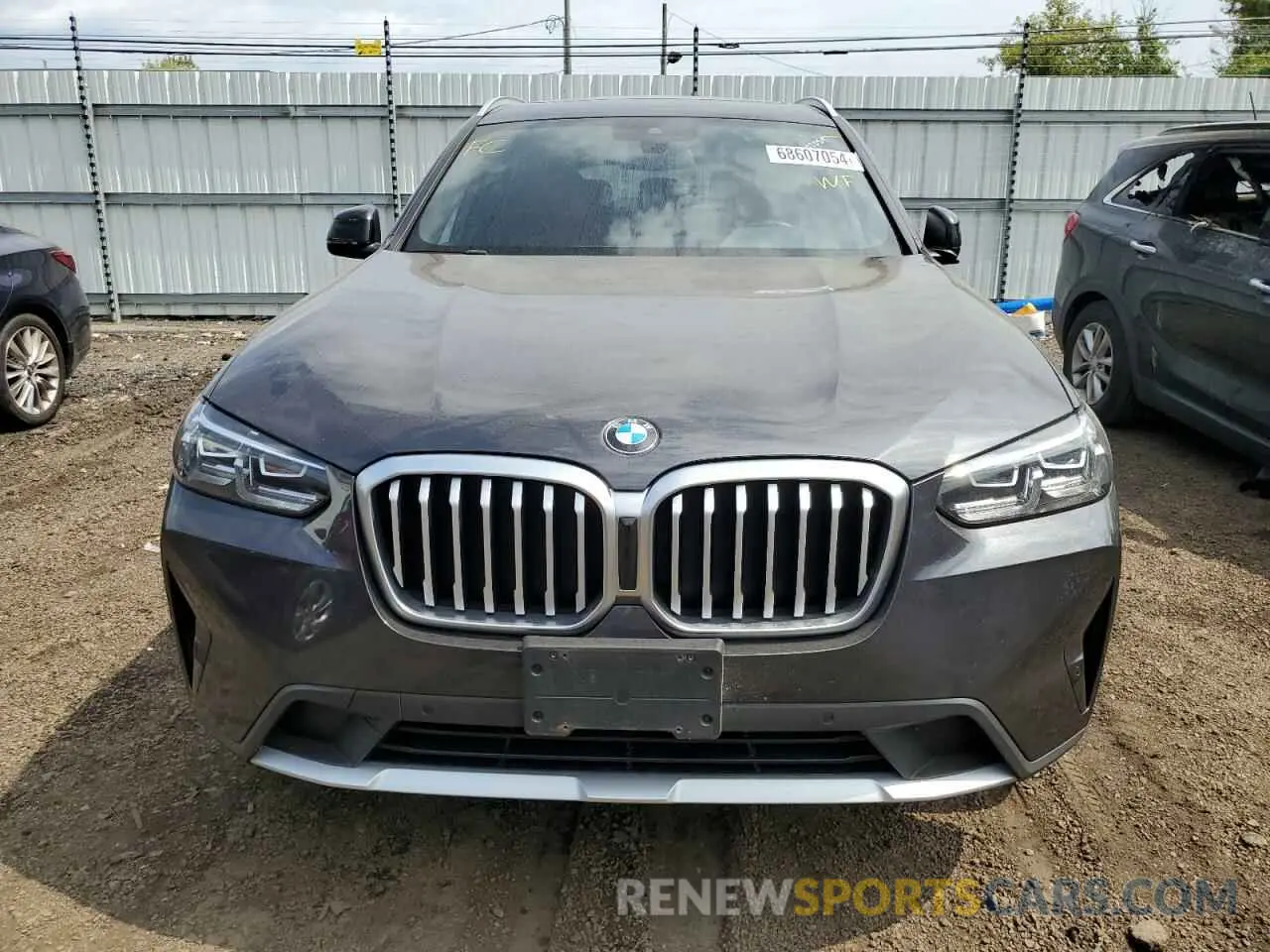 5 Photograph of a damaged car 5UX53DP08P9R13541 BMW X3 2023