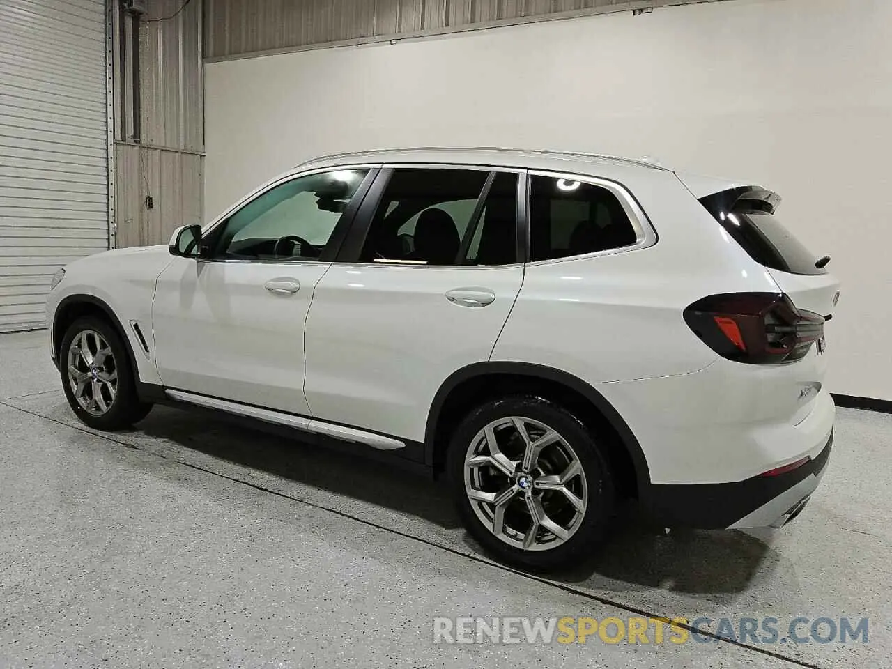 2 Фотография поврежденного автомобиля 5UX53DP08P9S79566 BMW X3 2023