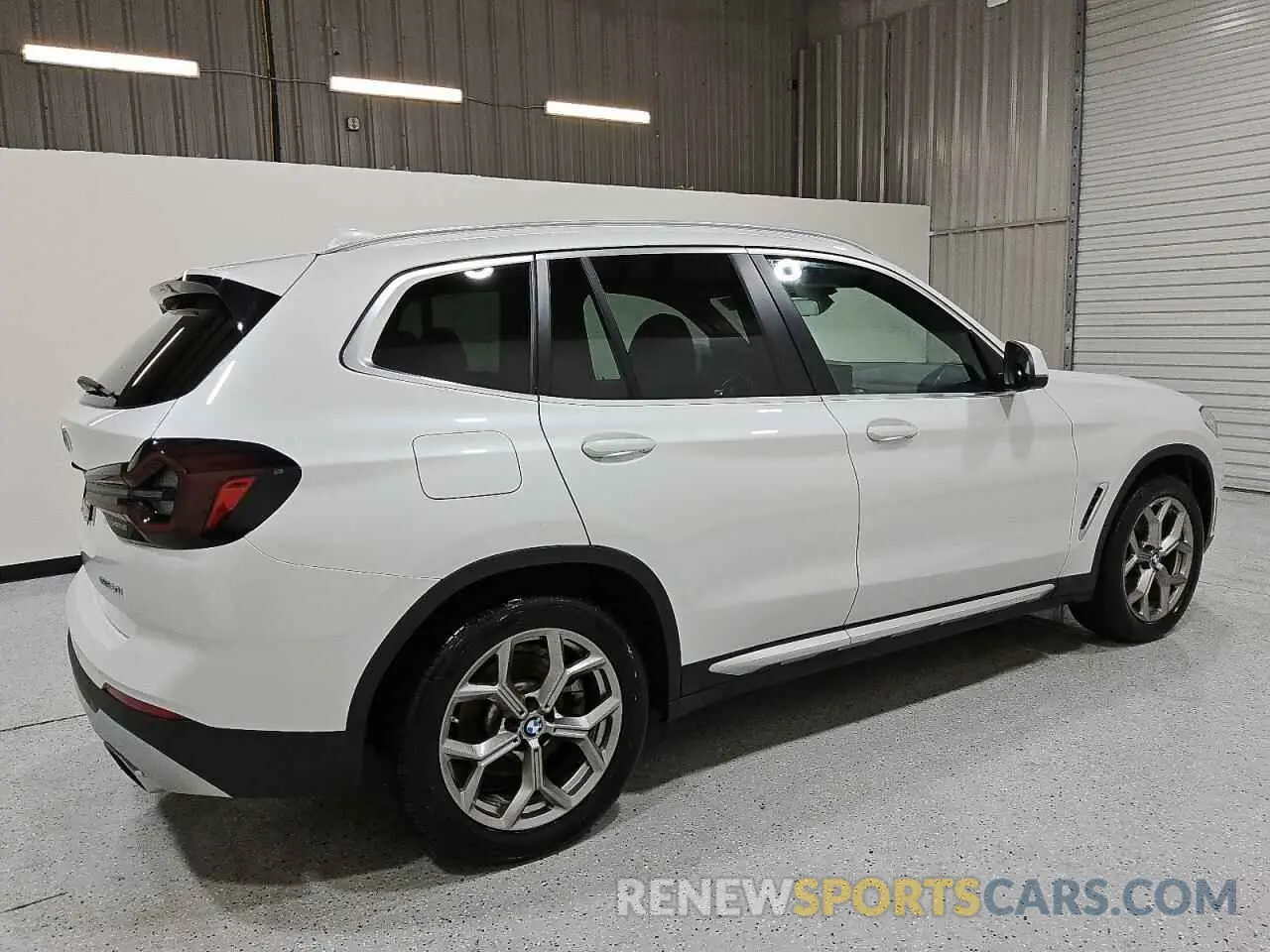 3 Фотография поврежденного автомобиля 5UX53DP08P9S79566 BMW X3 2023
