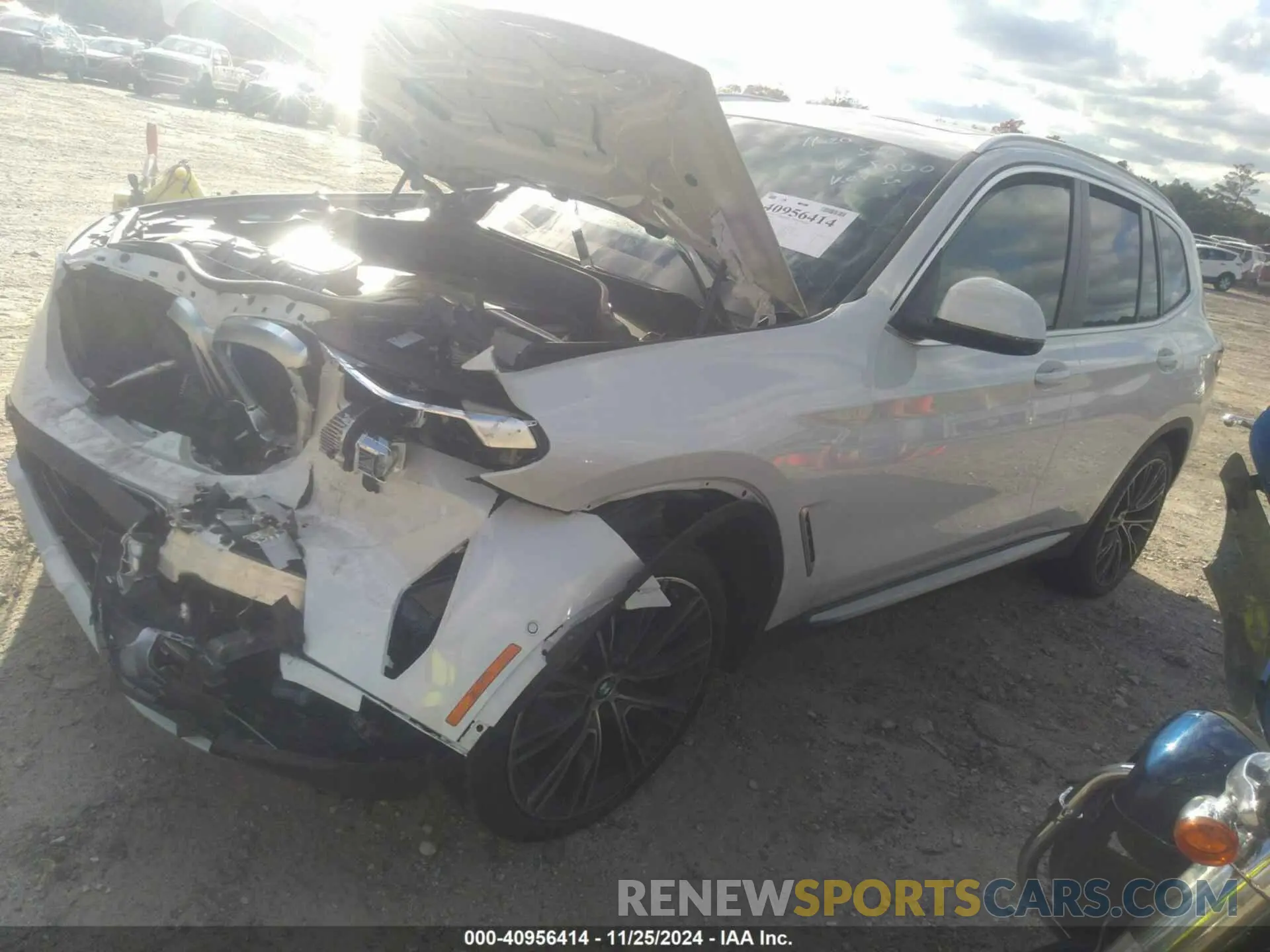 2 Photograph of a damaged car 5UX53DP09P9S98000 BMW X3 2023