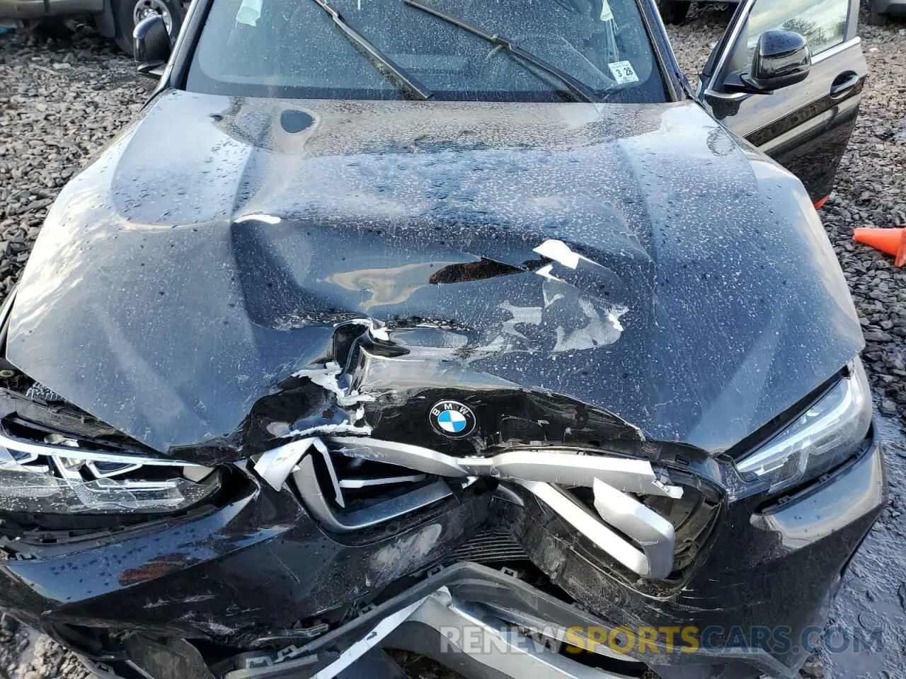 12 Photograph of a damaged car 5UX53DP0XP9R82067 BMW X3 2023
