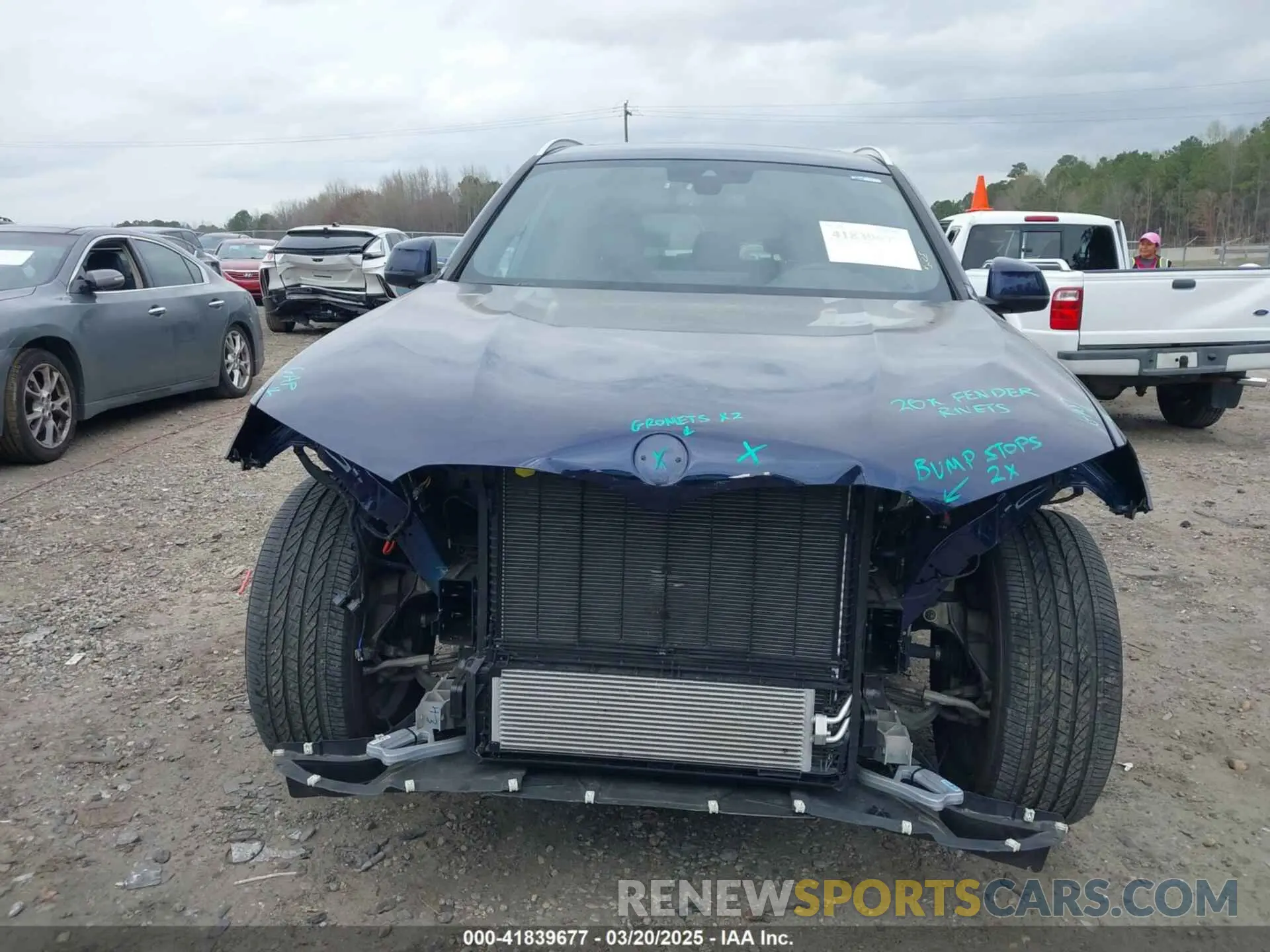 13 Фотография поврежденного автомобиля 5UX53DP0XP9T01583 BMW X3 2023