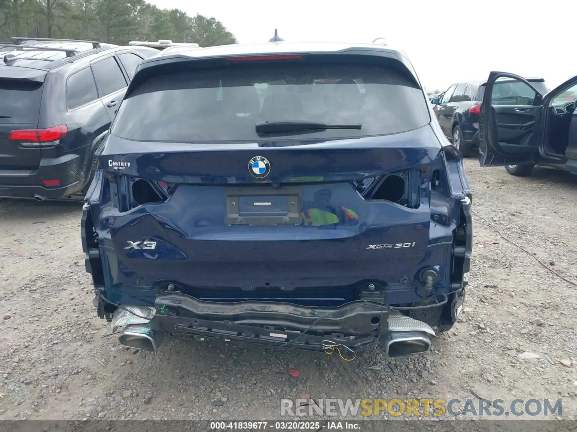 17 Фотография поврежденного автомобиля 5UX53DP0XP9T01583 BMW X3 2023