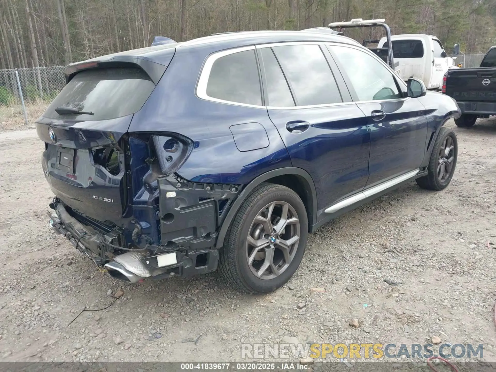 4 Фотография поврежденного автомобиля 5UX53DP0XP9T01583 BMW X3 2023