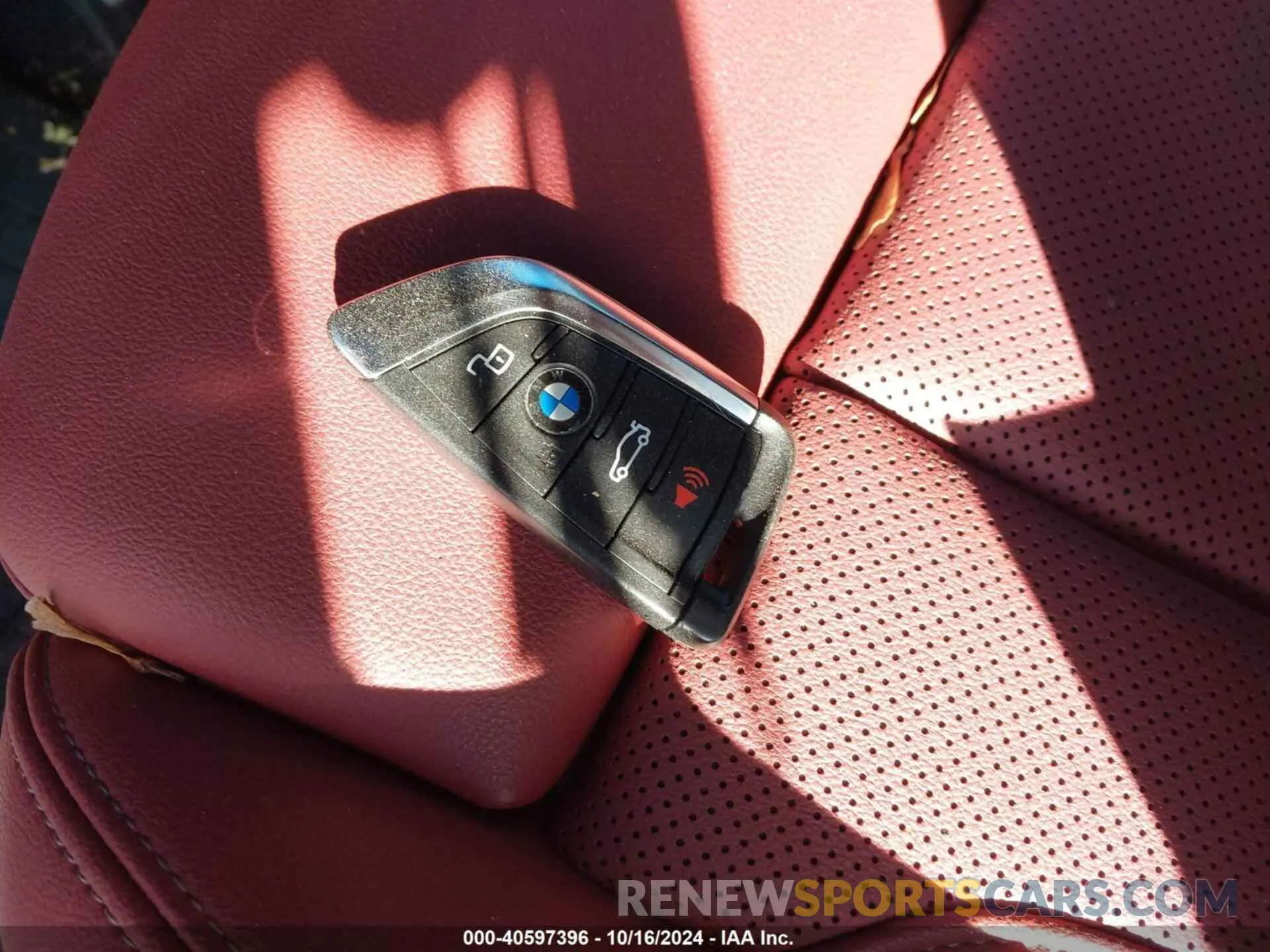 11 Photograph of a damaged car 5UX83DP00P9T15862 BMW X3 2023
