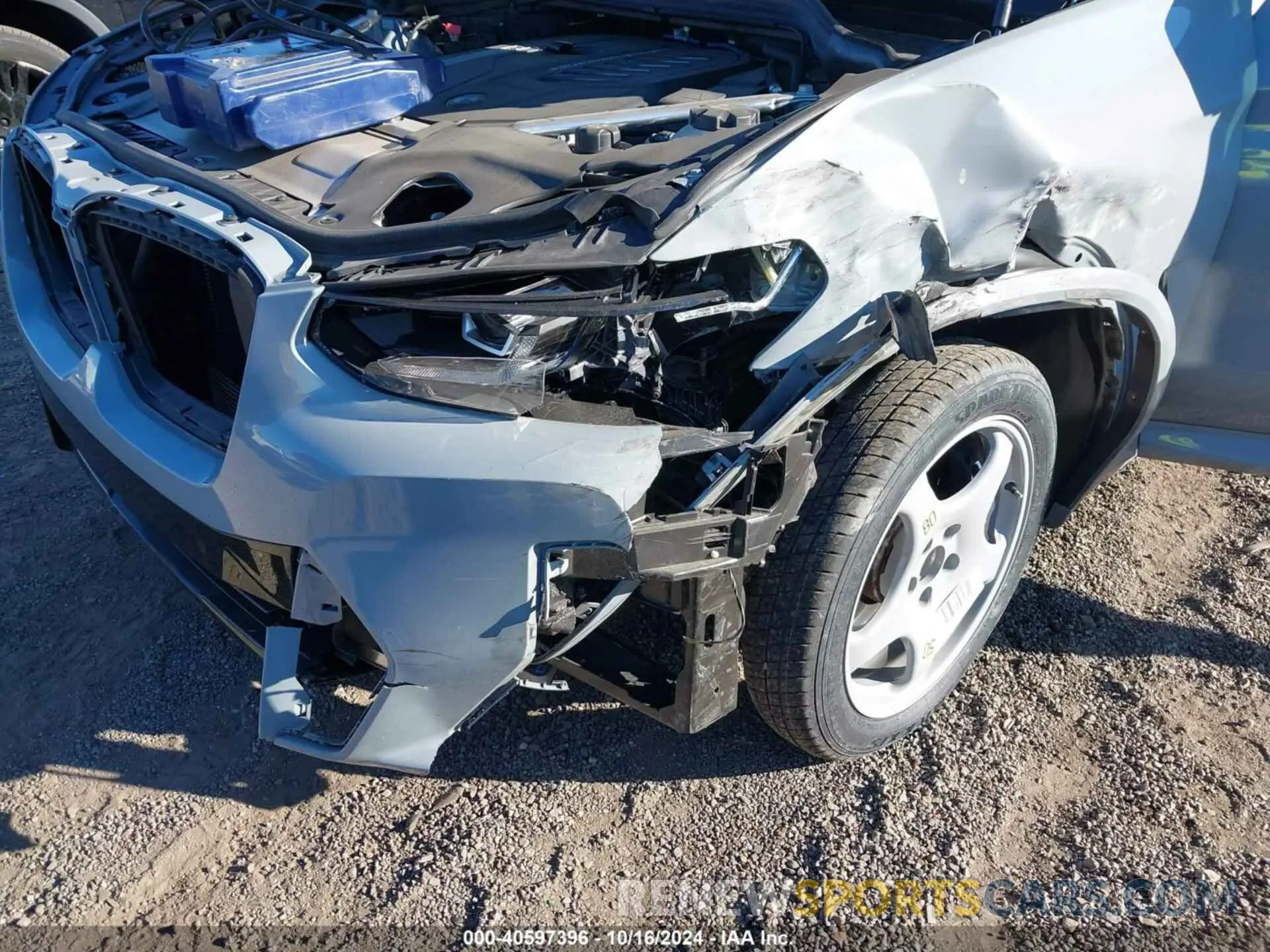 6 Photograph of a damaged car 5UX83DP00P9T15862 BMW X3 2023