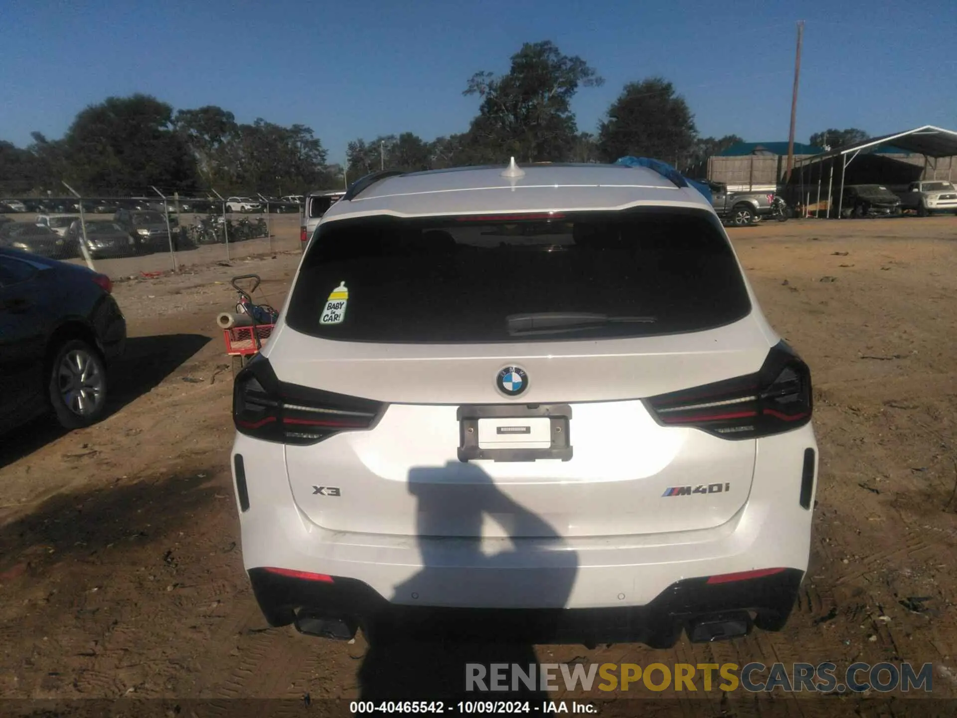 16 Photograph of a damaged car 5UX83DP05P9N51939 BMW X3 2023