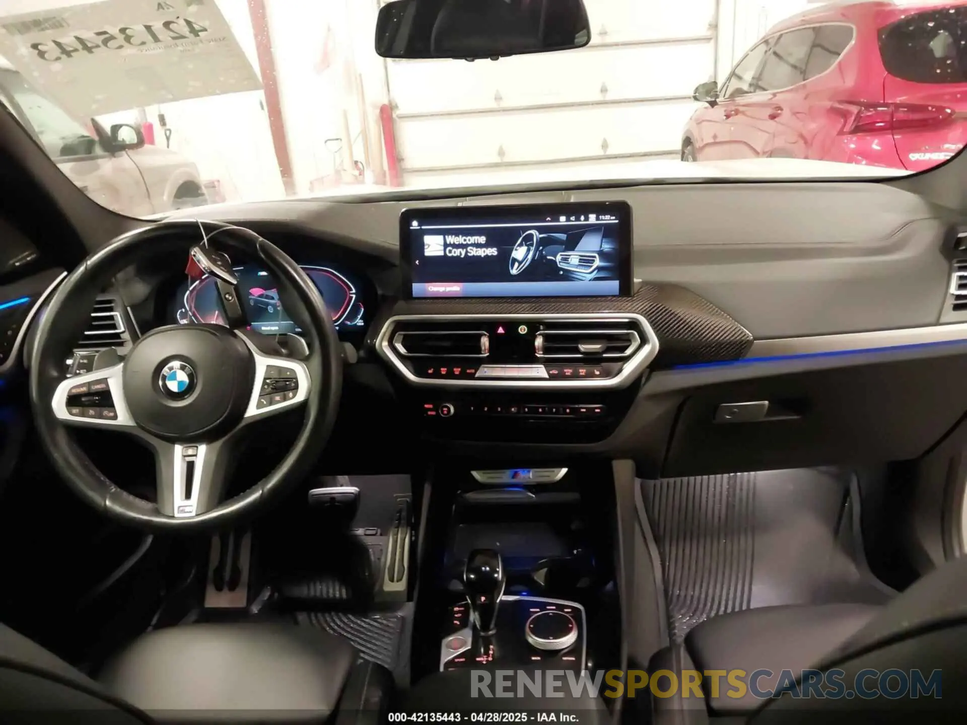 20 Photograph of a damaged car 5UX83DP0XP9T33821 BMW X3 2023