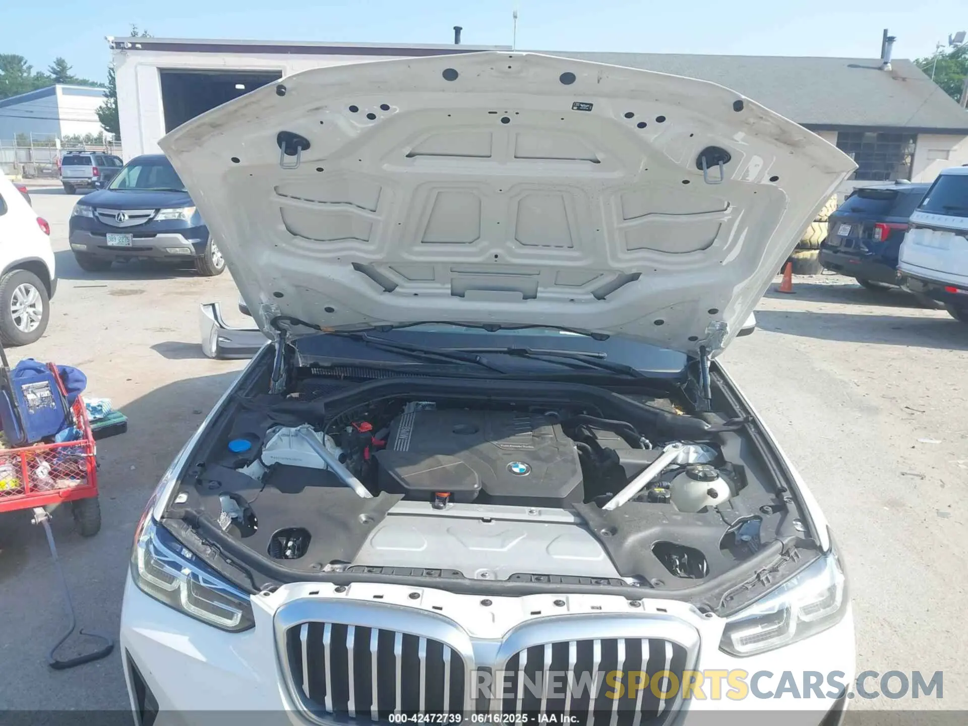 9 Photograph of a damaged car WBX57DP09PN209025 BMW X3 2023