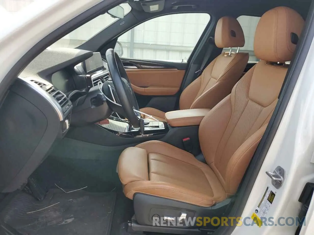 7 Фотография поврежденного автомобиля 5UX43DP00R9T51388 BMW X3 2024