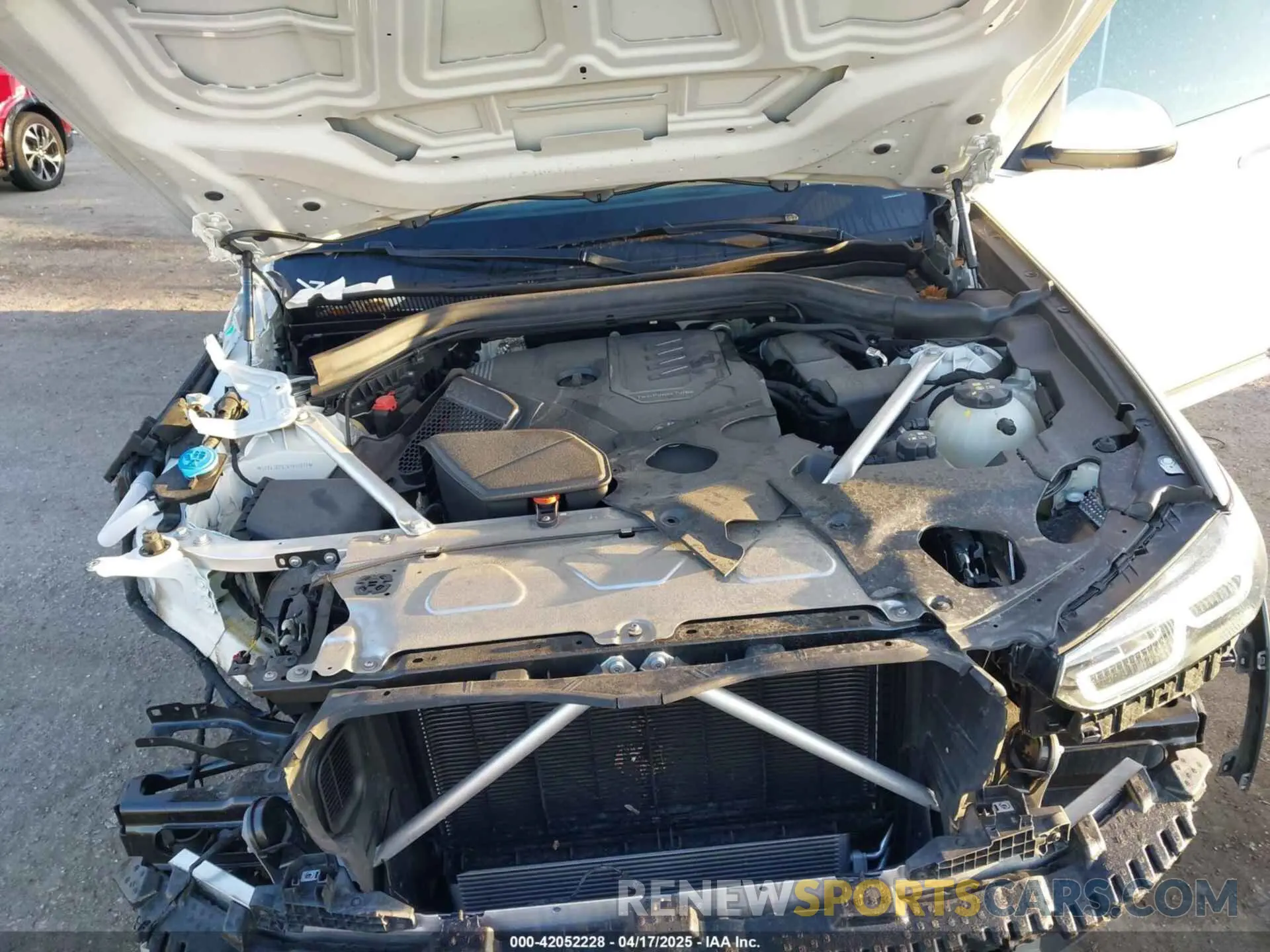 10 Photograph of a damaged car 5UX43DP02R9V01971 BMW X3 2024