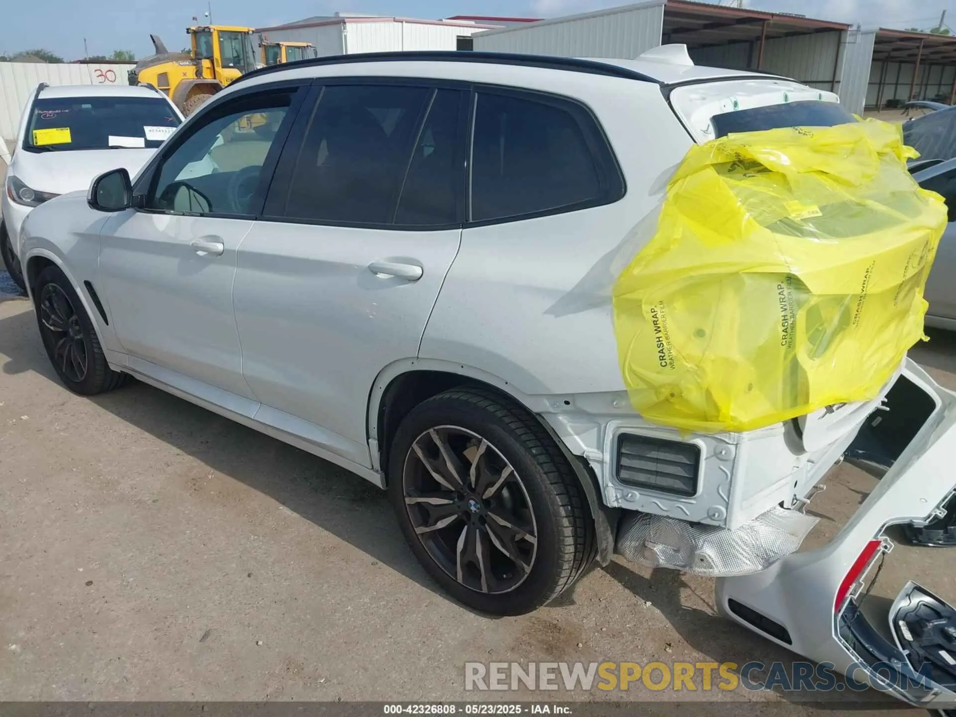3 Фотография поврежденного автомобиля 5UX43DP03R9X37545 BMW X3 2024