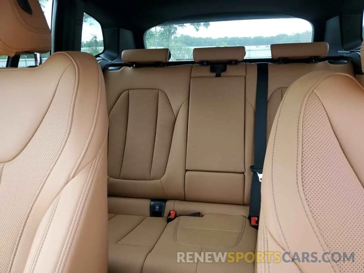 10 Фотография поврежденного автомобиля 5UX43DP04R9X08040 BMW X3 2024