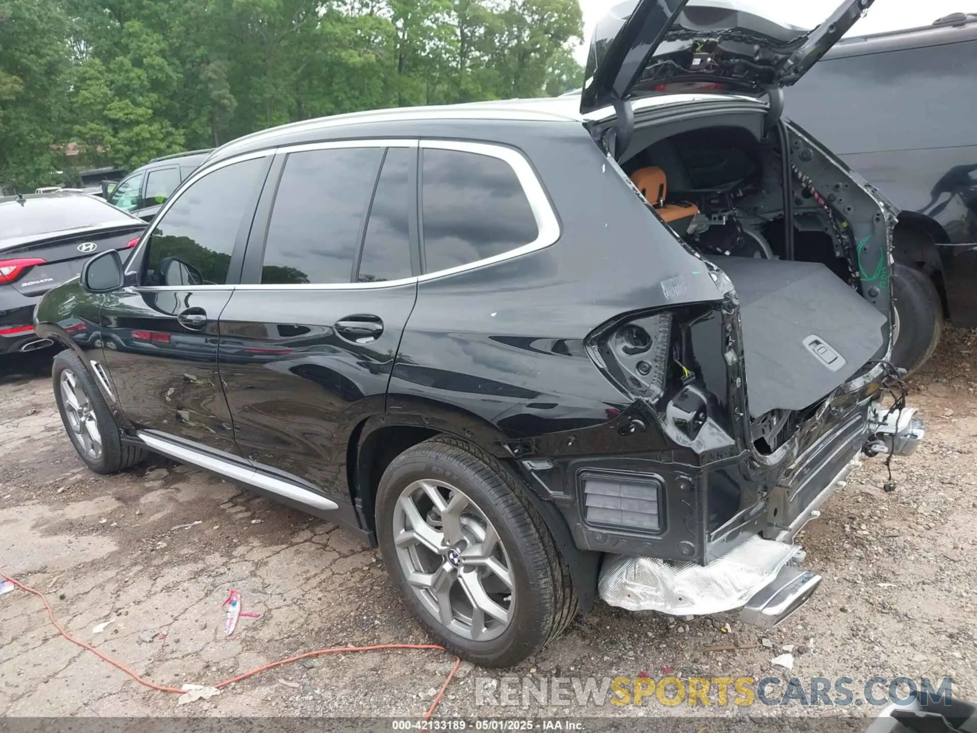 3 Фотография поврежденного автомобиля 5UX43DP05R9V19705 BMW X3 2024