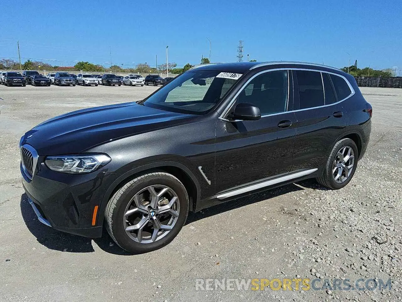 1 Photograph of a damaged car 5UX43DP06R9T45627 BMW X3 2024