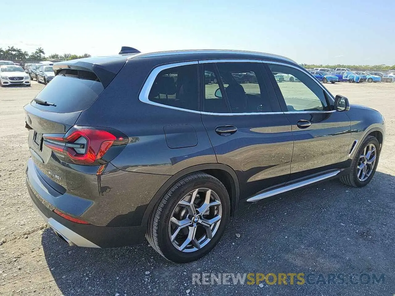 3 Photograph of a damaged car 5UX43DP06R9T45627 BMW X3 2024