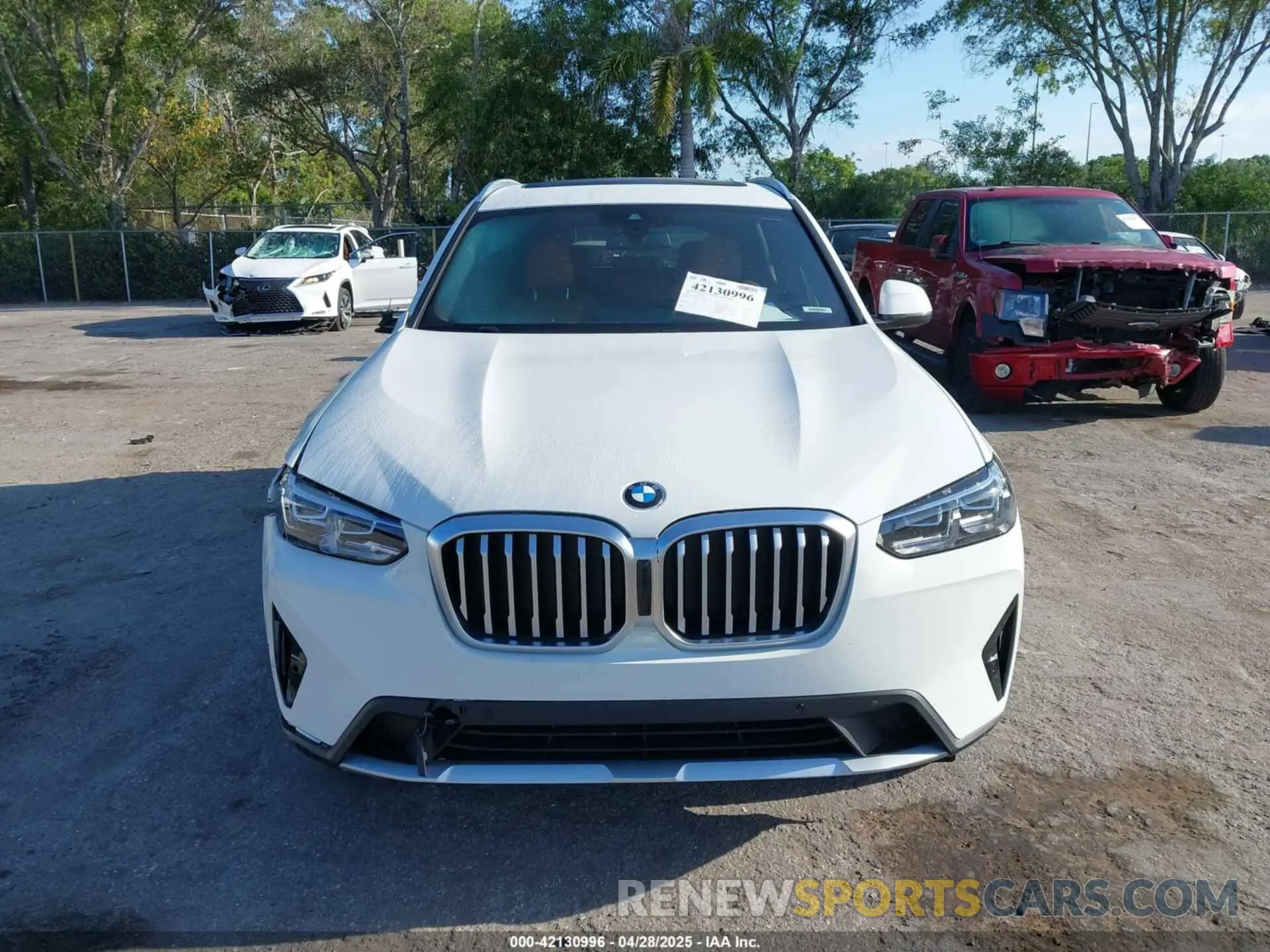 12 Photograph of a damaged car 5UX43DP07R9U11649 BMW X3 2024