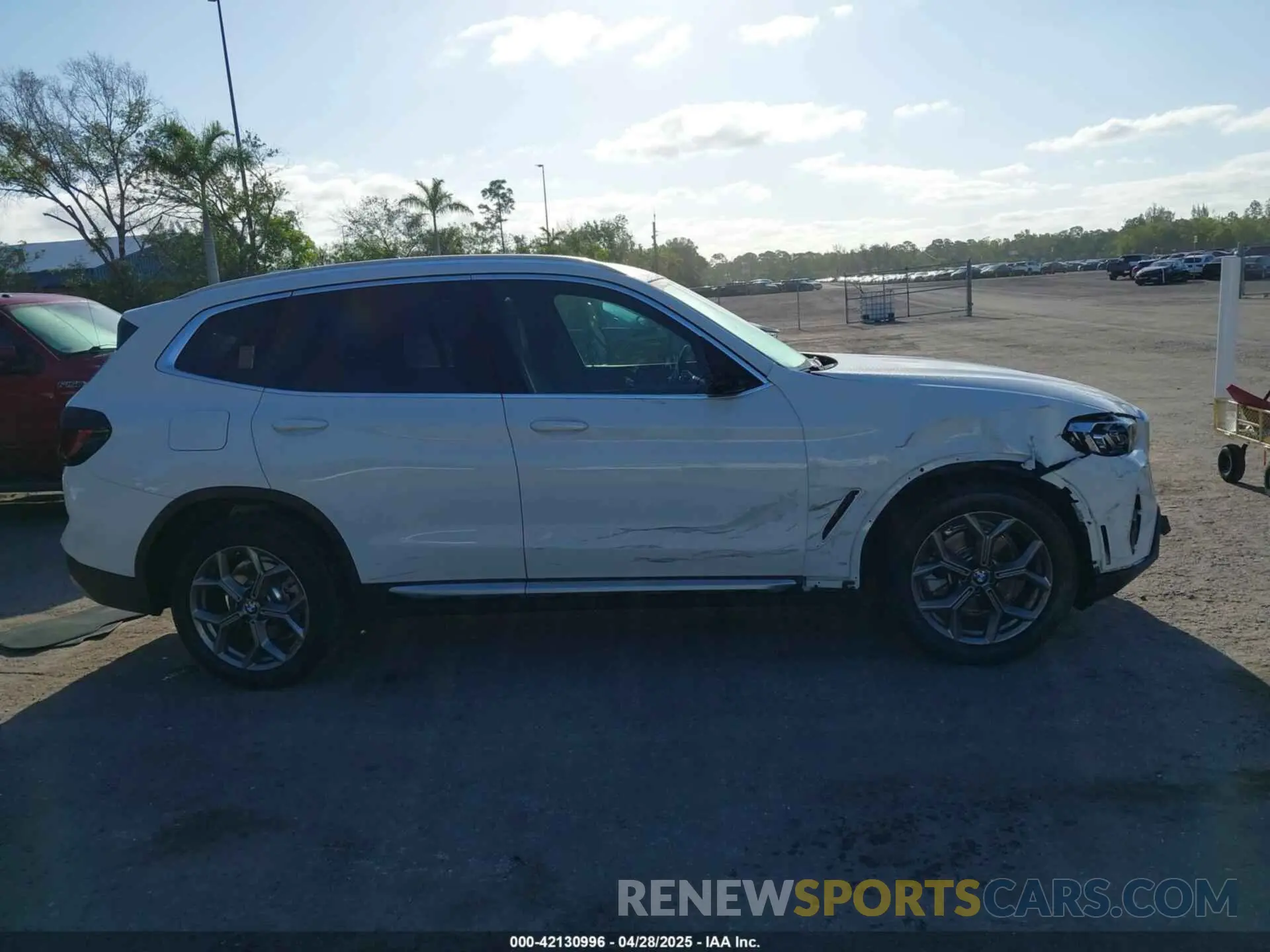 13 Photograph of a damaged car 5UX43DP07R9U11649 BMW X3 2024