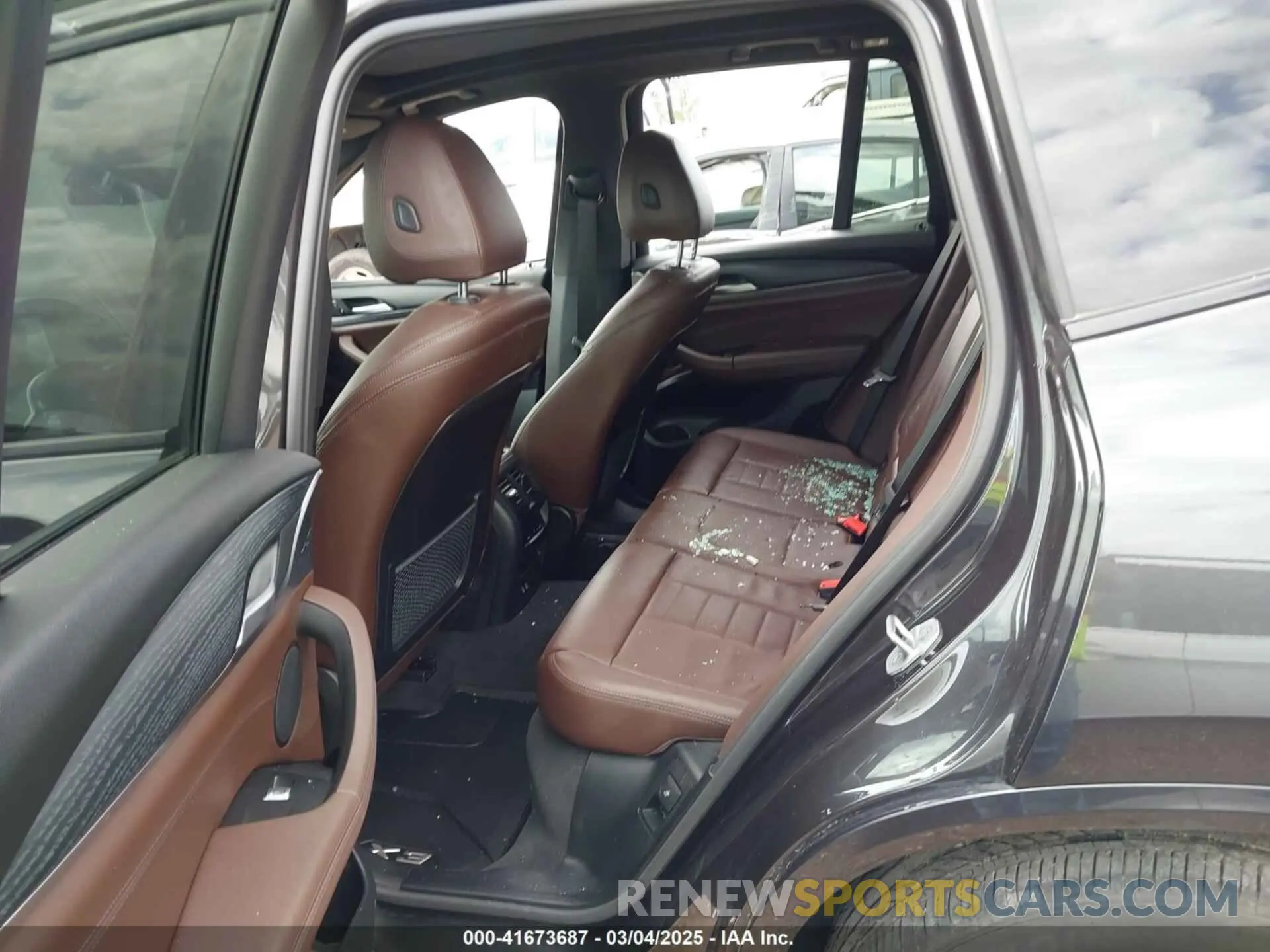 5 Фотография поврежденного автомобиля 5UX43DP07R9V39275 BMW X3 2024