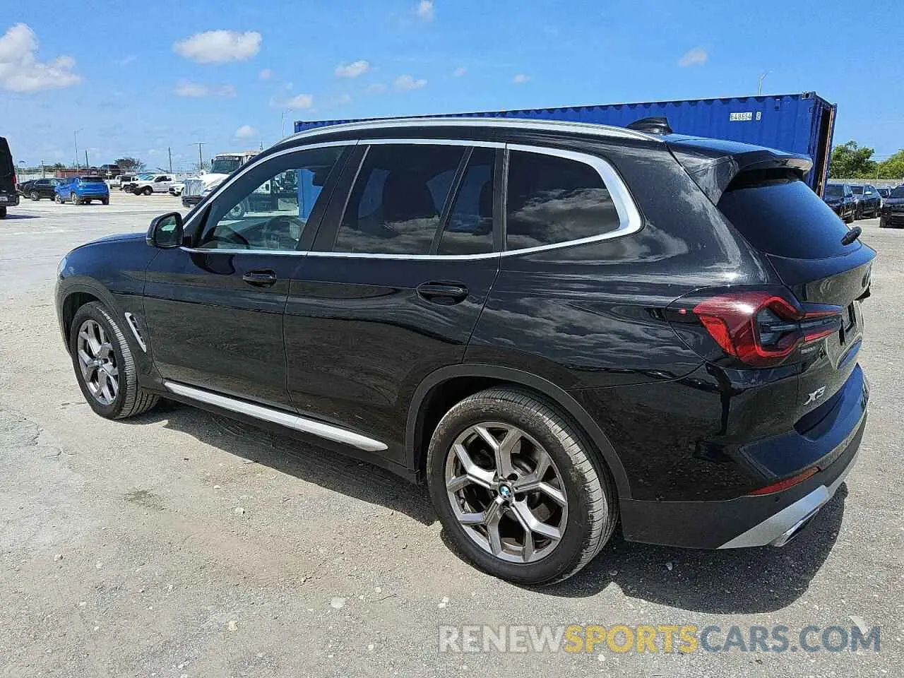 2 Photograph of a damaged car 5UX43DP08R9U54610 BMW X3 2024