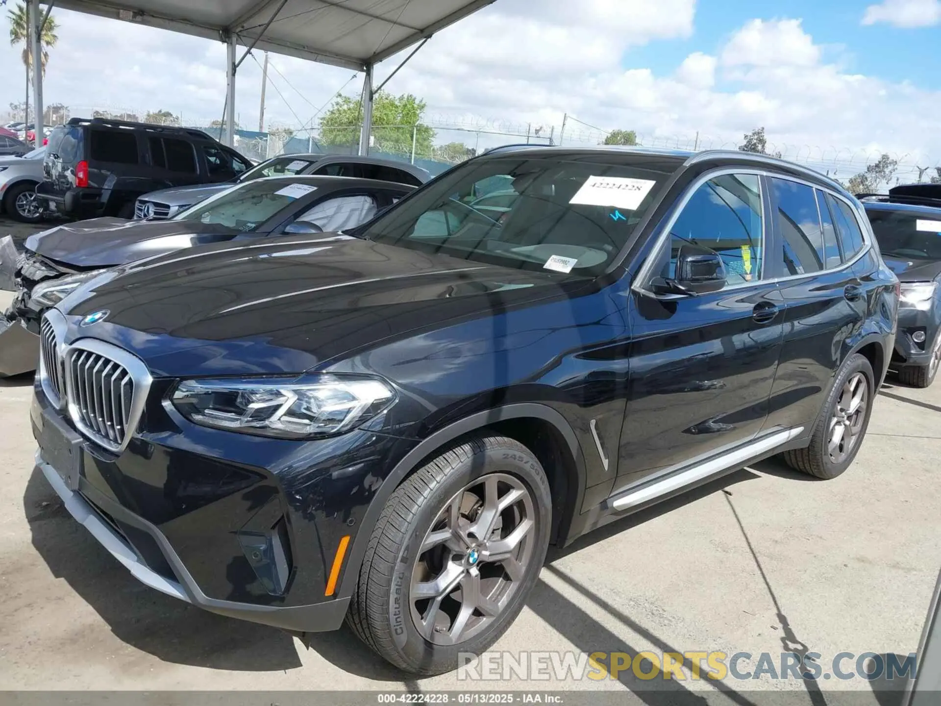 14 Photograph of a damaged car 5UX43DP08R9W68982 BMW X3 2024