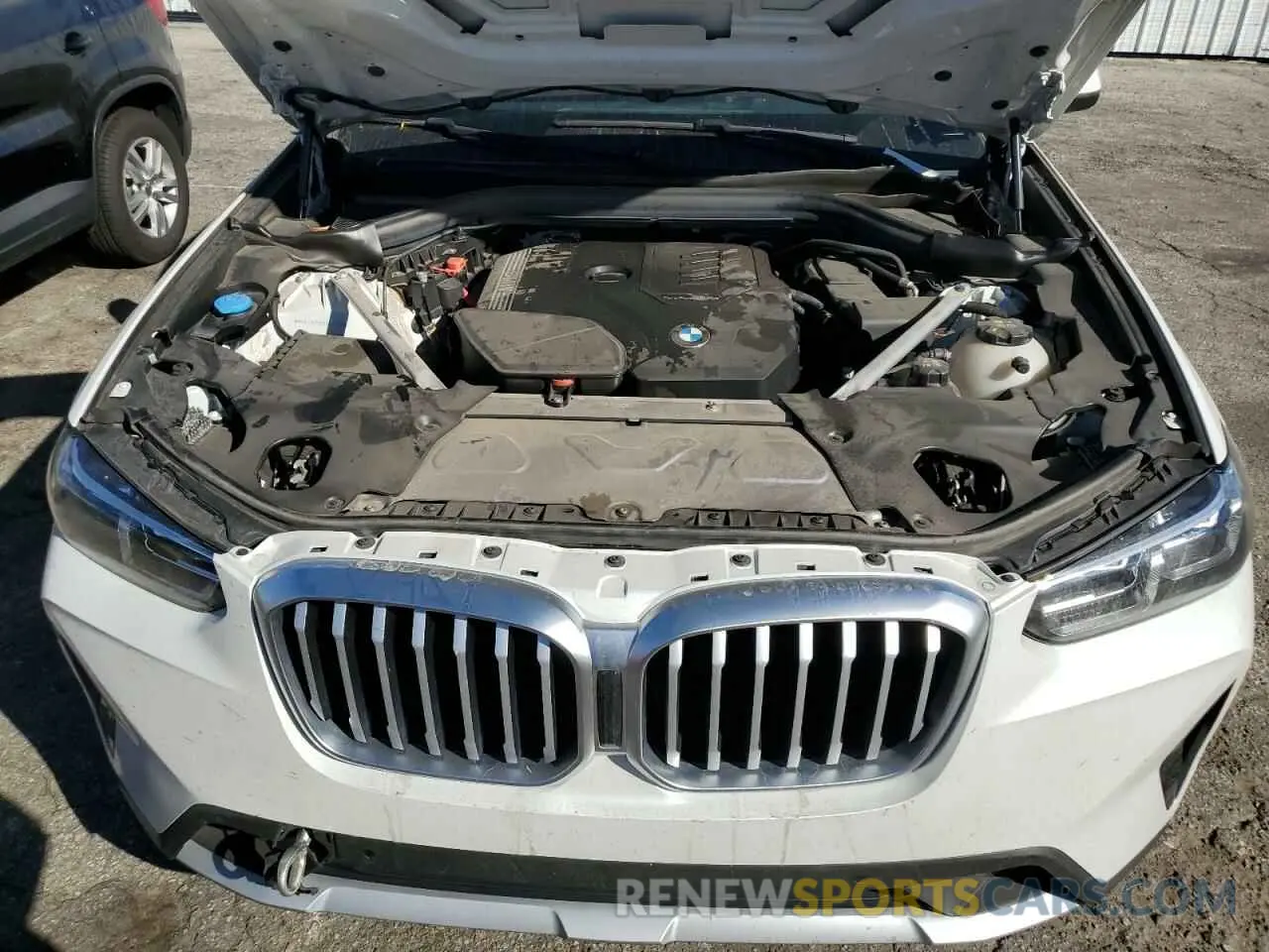 12 Photograph of a damaged car 5UX43DP09R9T40180 BMW X3 2024