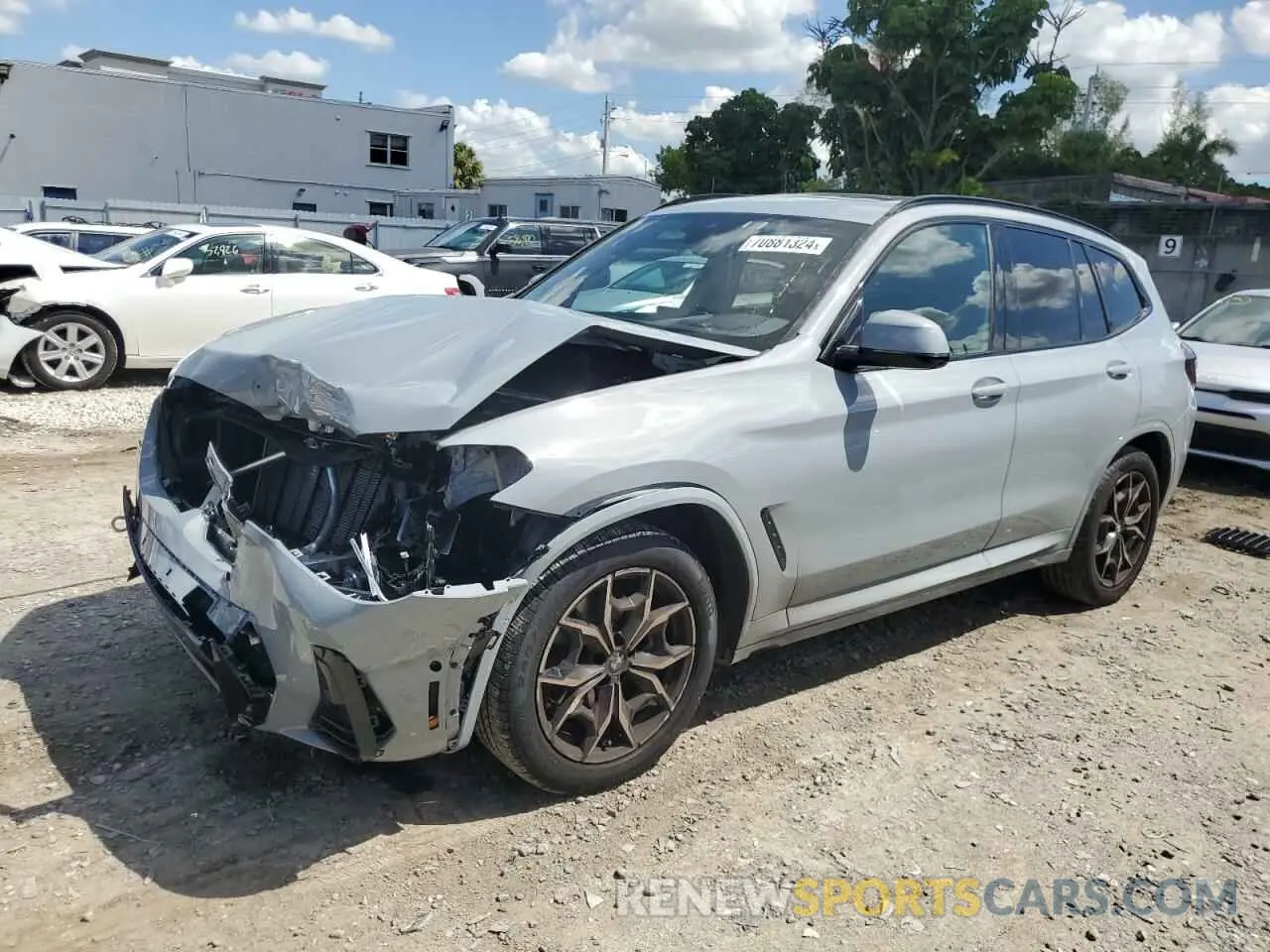 1 Photograph of a damaged car 5UX43DP09R9V35521 BMW X3 2024