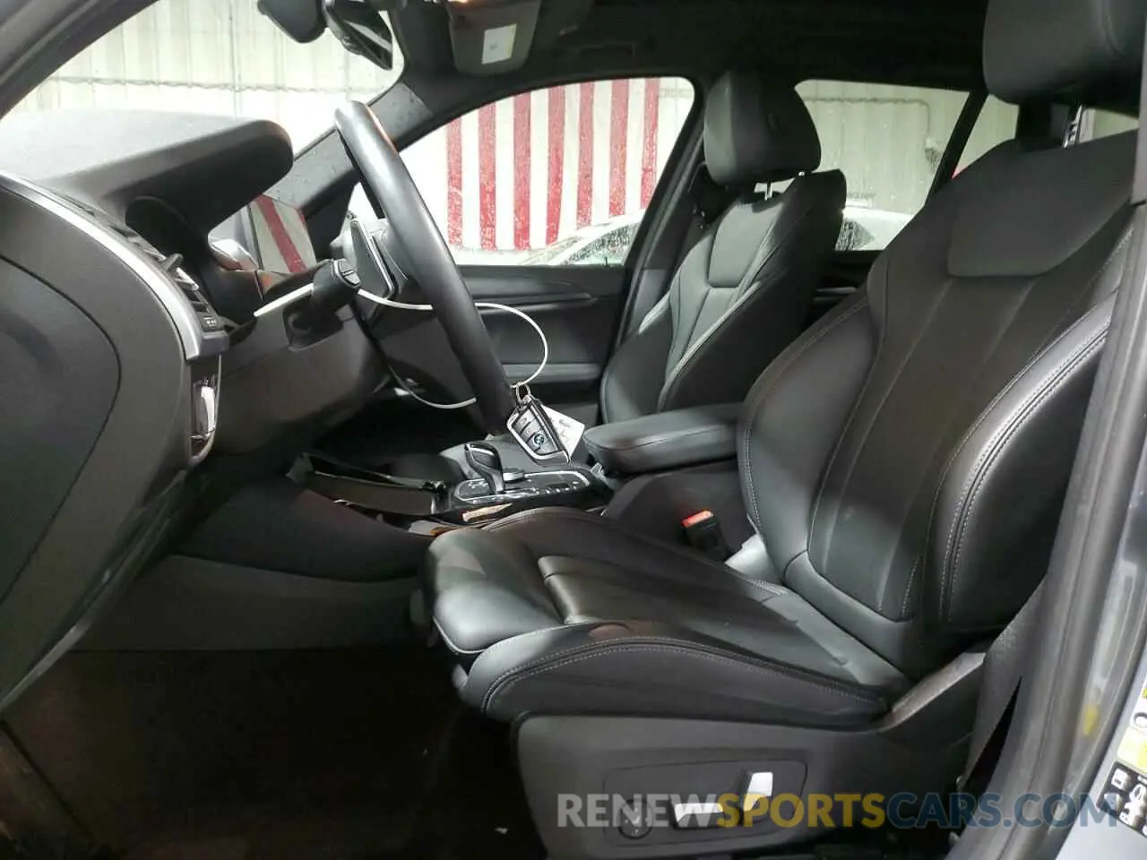 7 Фотография поврежденного автомобиля 5UX53DP00R9T56983 BMW X3 2024