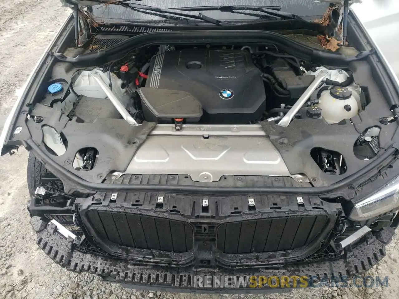 12 Photograph of a damaged car 5UX53DP02R9U93083 BMW X3 2024