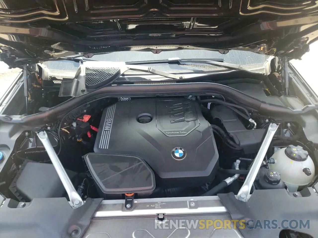 12 Photograph of a damaged car 5UX53DP03R9U49903 BMW X3 2024