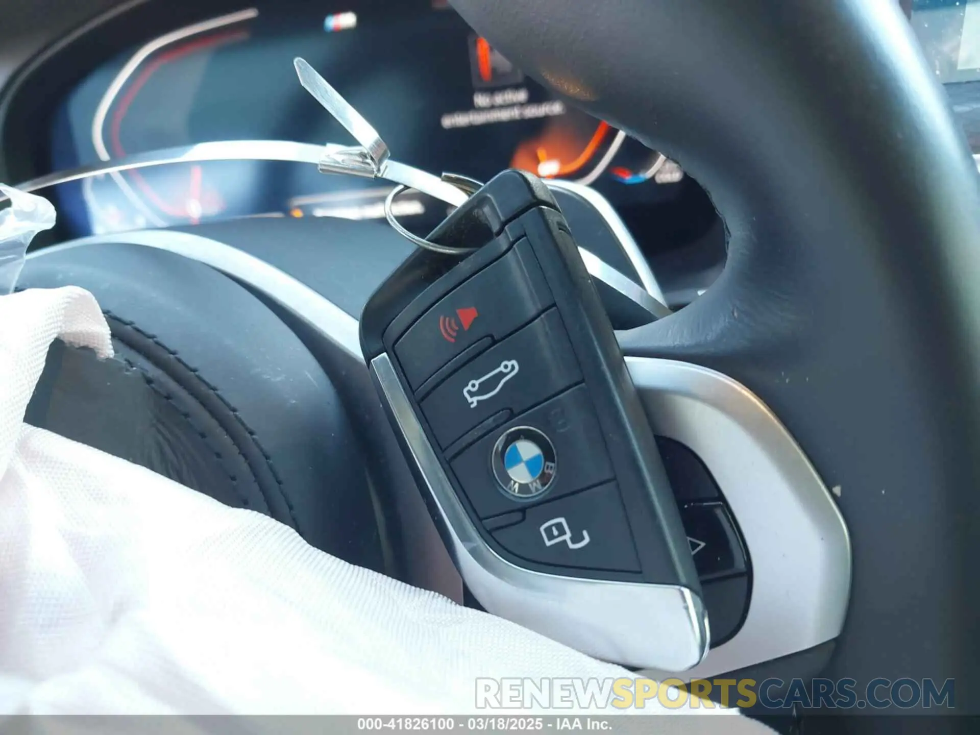 11 Фотография поврежденного автомобиля 5UX53DP04R9T67596 BMW X3 2024