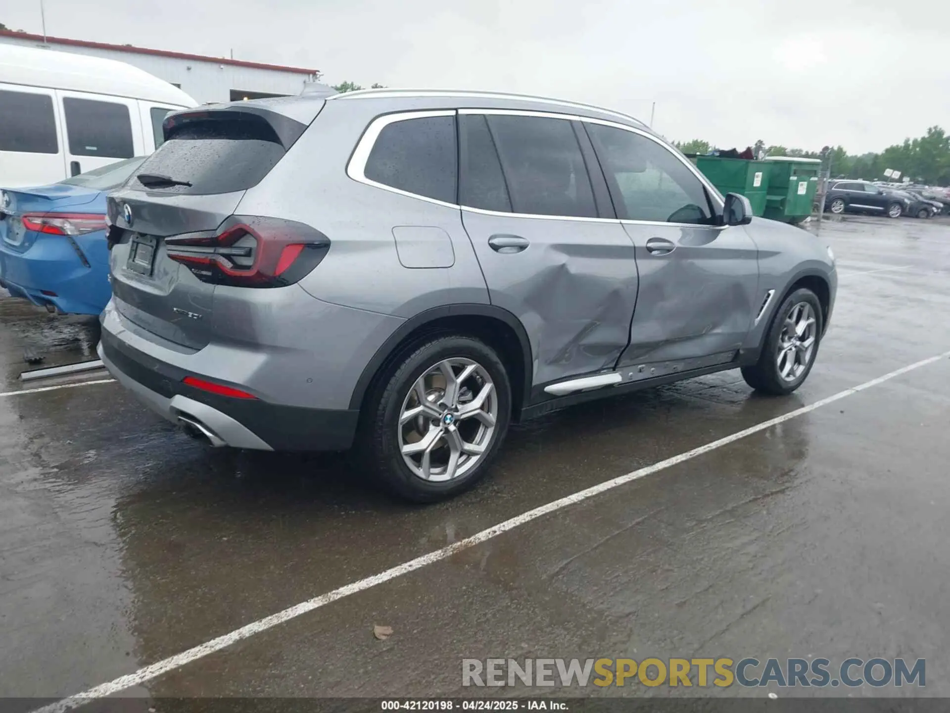 4 Фотография поврежденного автомобиля 5UX53DP05R9X47207 BMW X3 2024