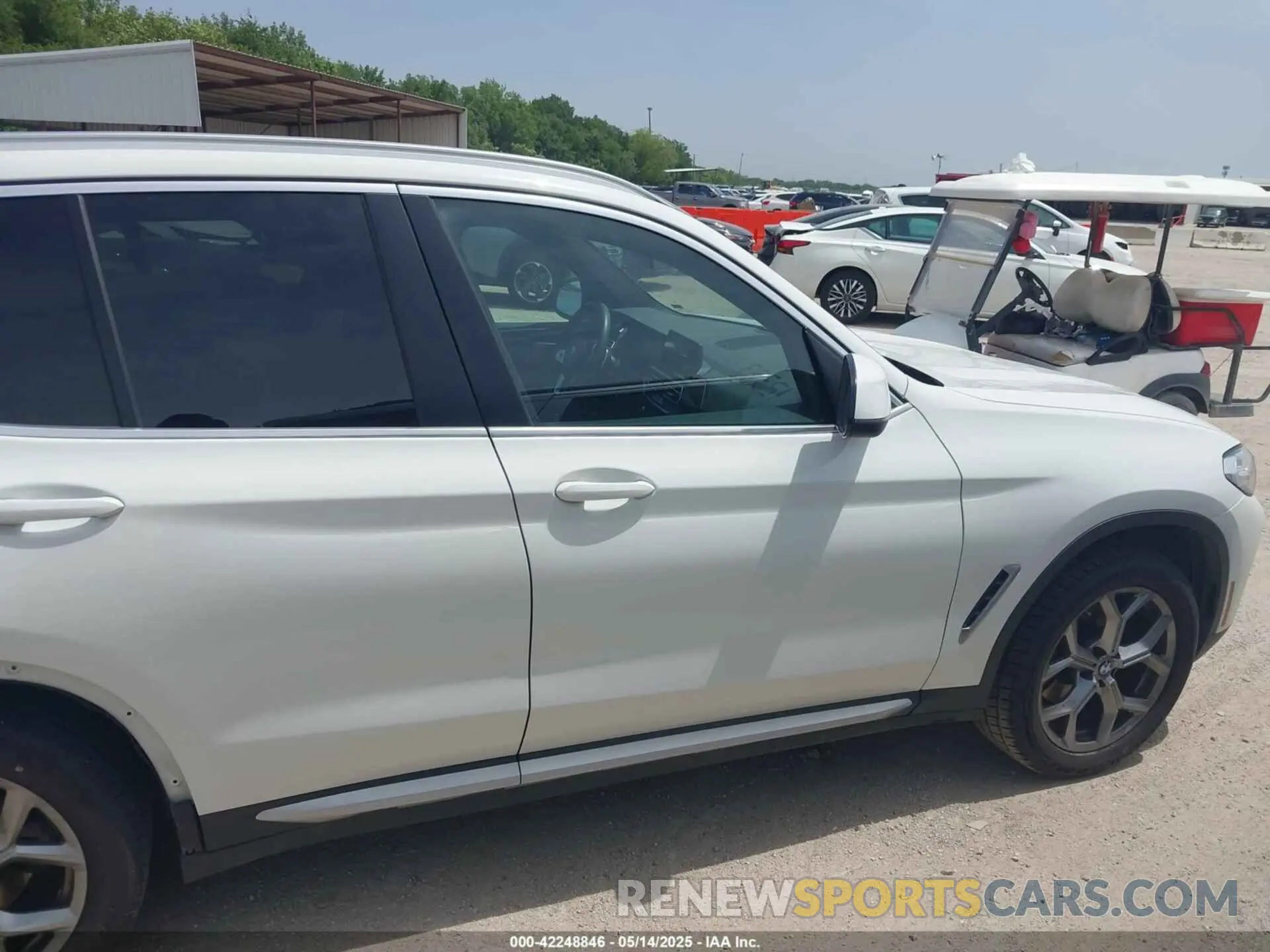 14 Фотография поврежденного автомобиля 5UX53DP06R9U21366 BMW X3 2024