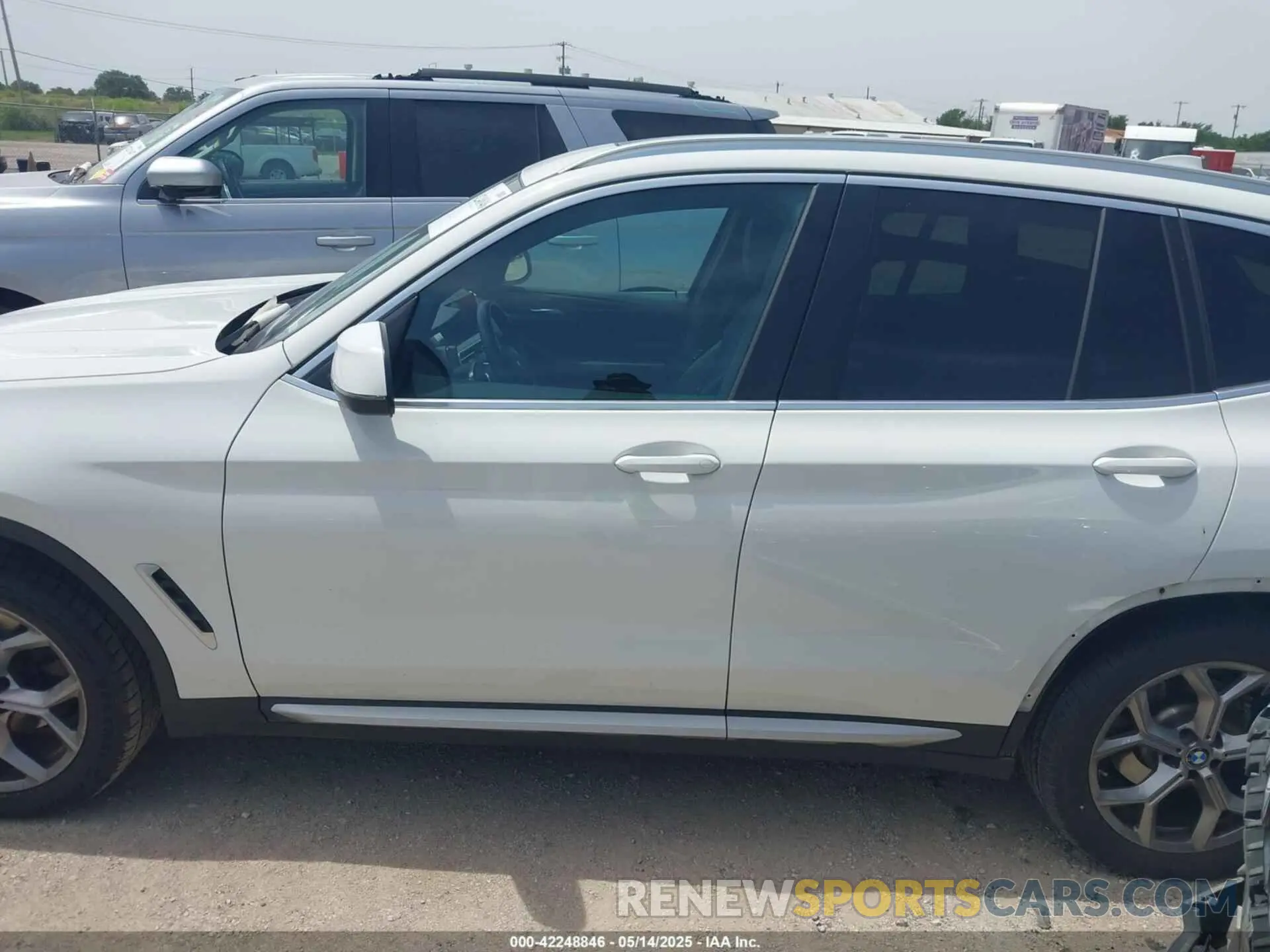 15 Фотография поврежденного автомобиля 5UX53DP06R9U21366 BMW X3 2024