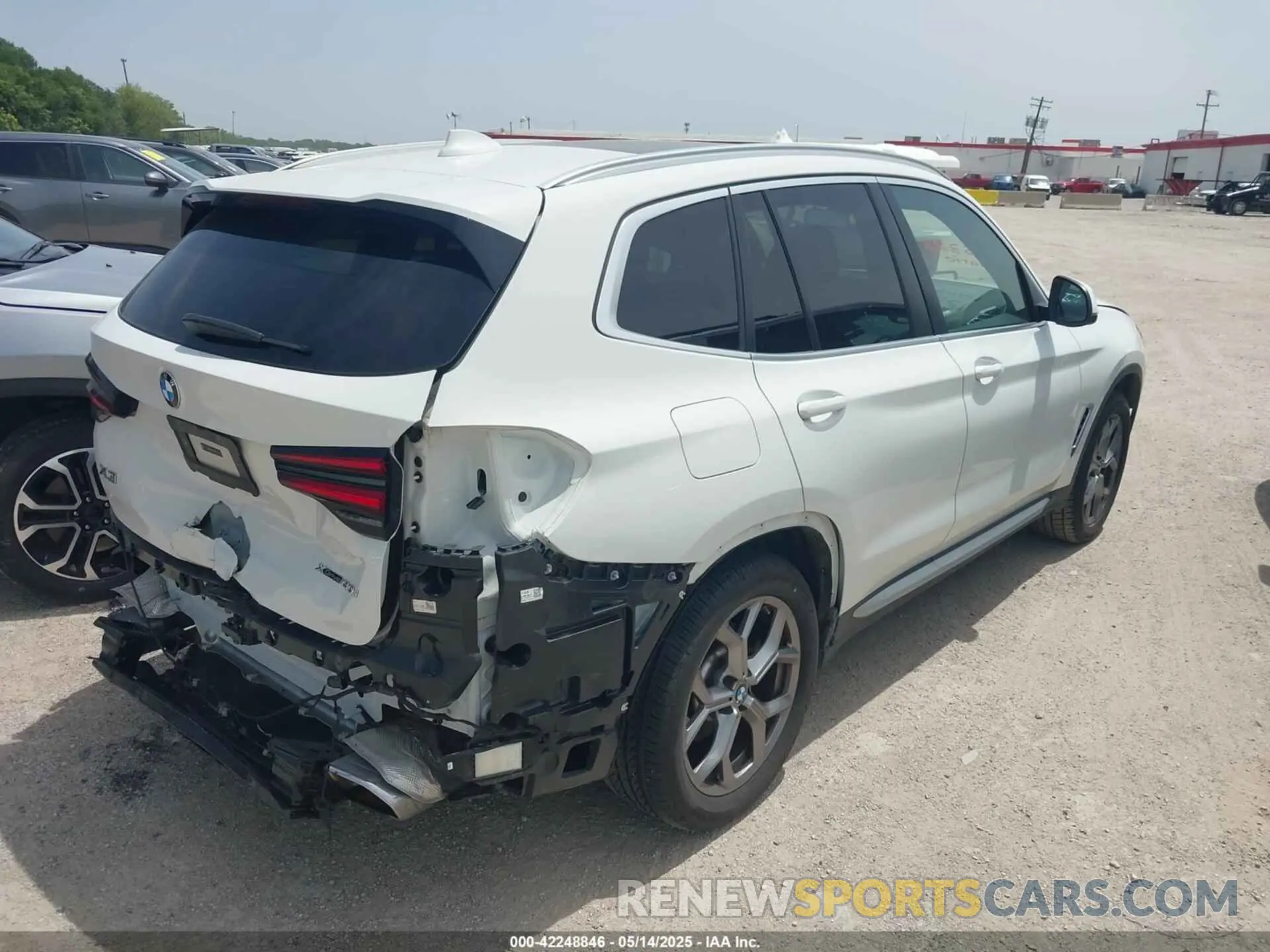 4 Фотография поврежденного автомобиля 5UX53DP06R9U21366 BMW X3 2024