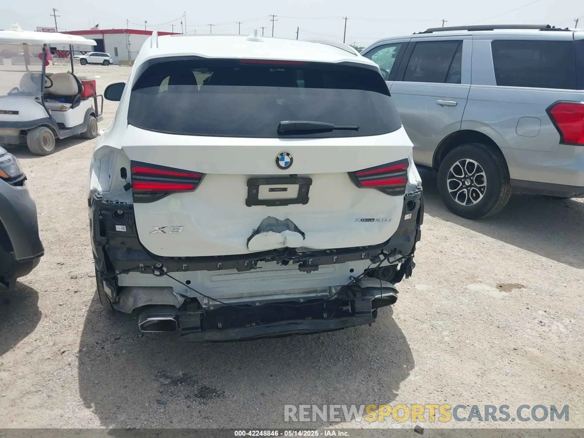 6 Фотография поврежденного автомобиля 5UX53DP06R9U21366 BMW X3 2024
