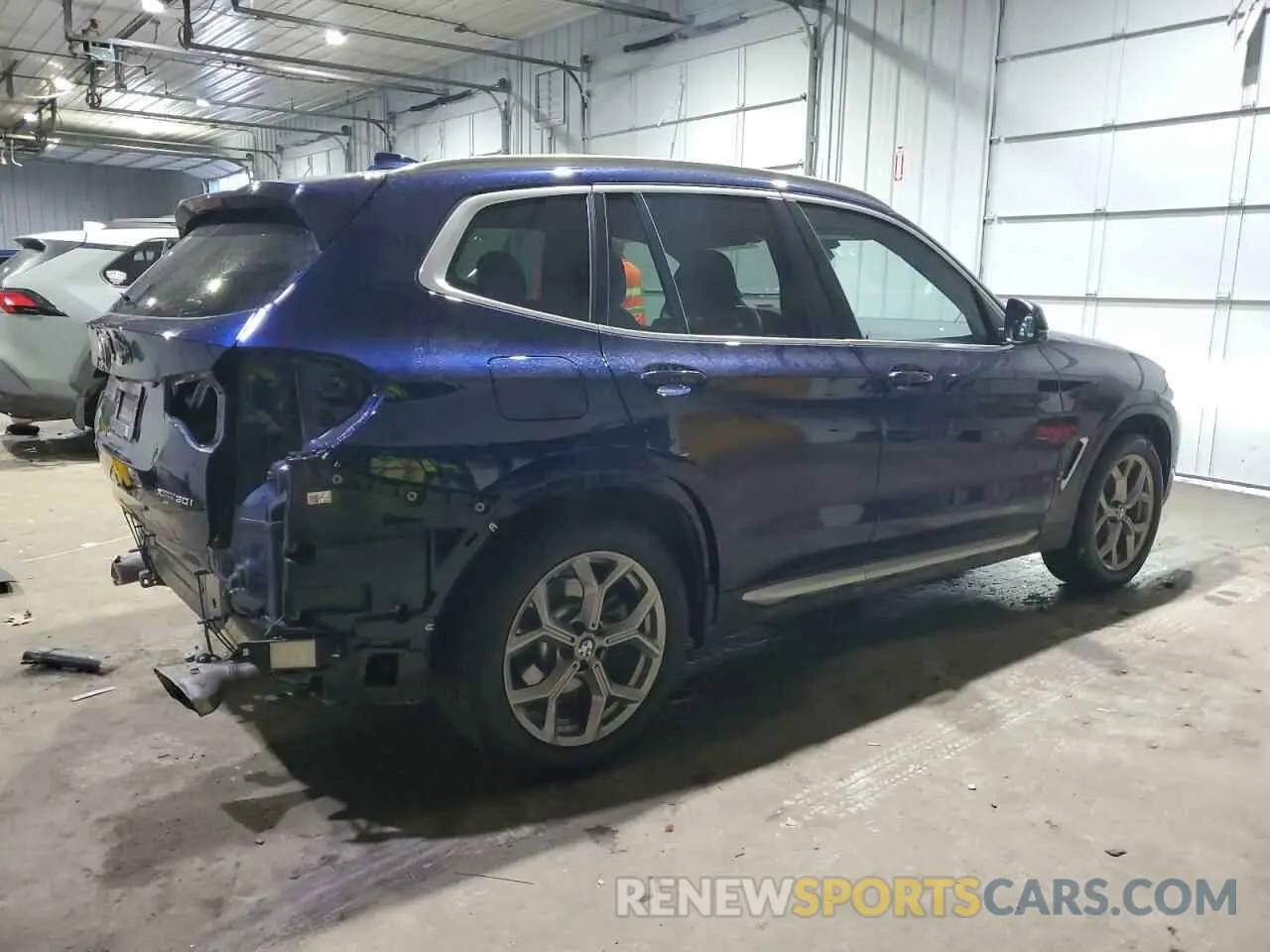 3 Фотография поврежденного автомобиля 5UX53DP06R9U33520 BMW X3 2024