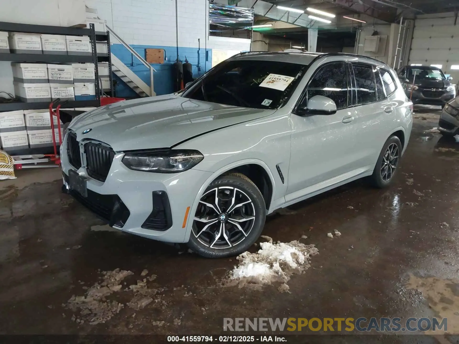 2 Photograph of a damaged car 5UX53DP07R9U77767 BMW X3 2024