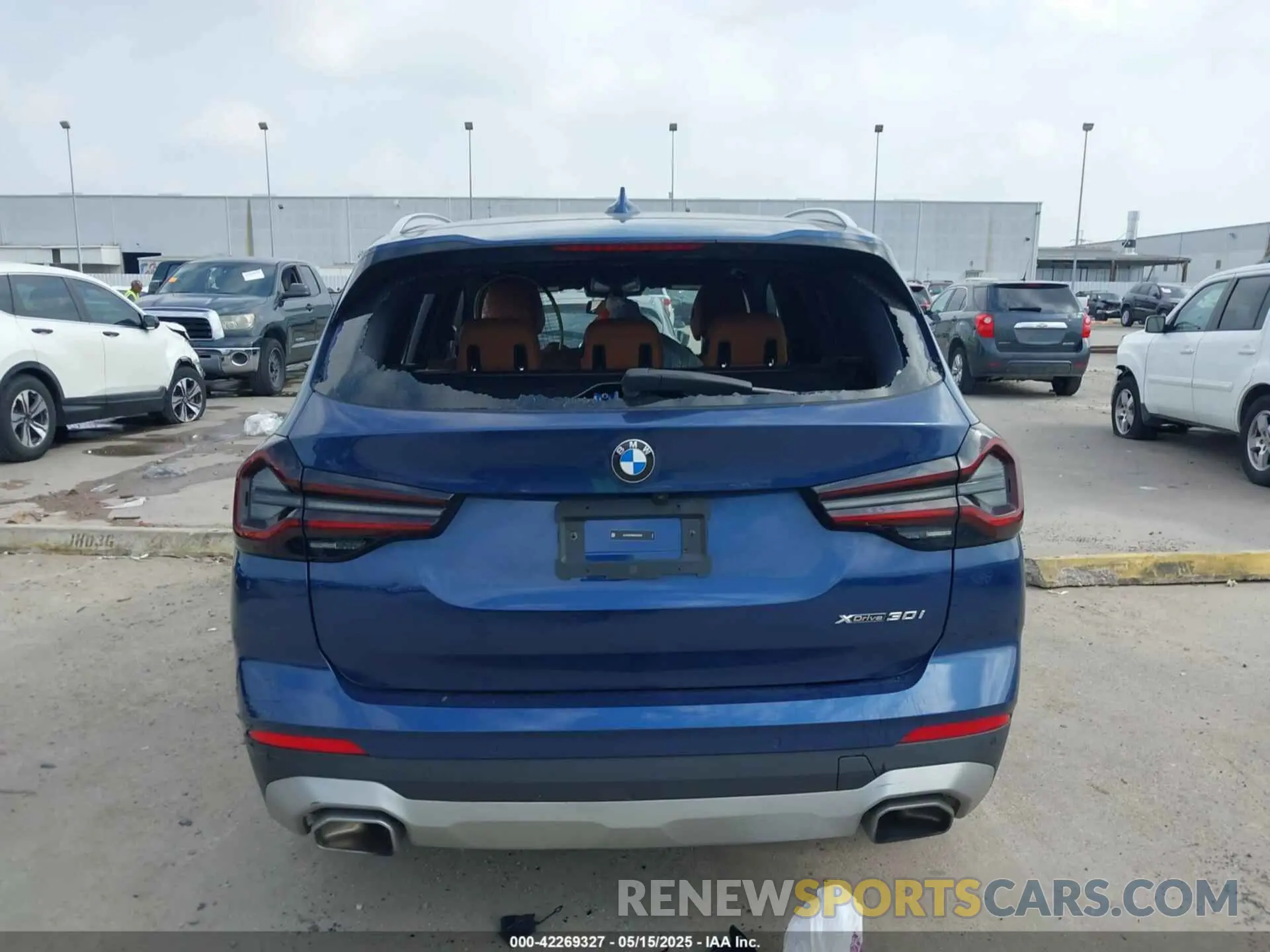 16 Фотография поврежденного автомобиля 5UX53DP09R9U09406 BMW X3 2024