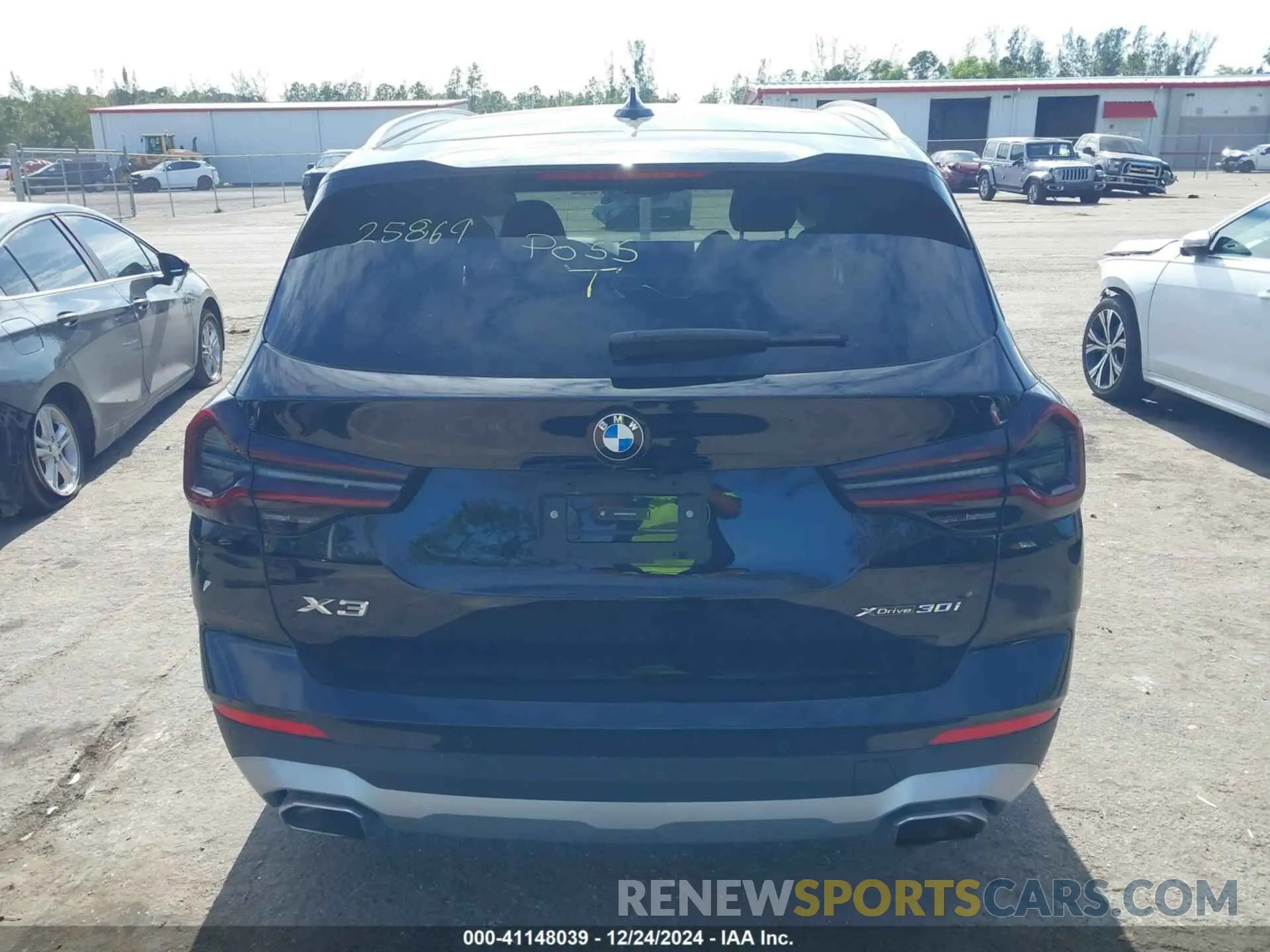 17 Фотография поврежденного автомобиля 5UX53DP09R9V54316 BMW X3 2024