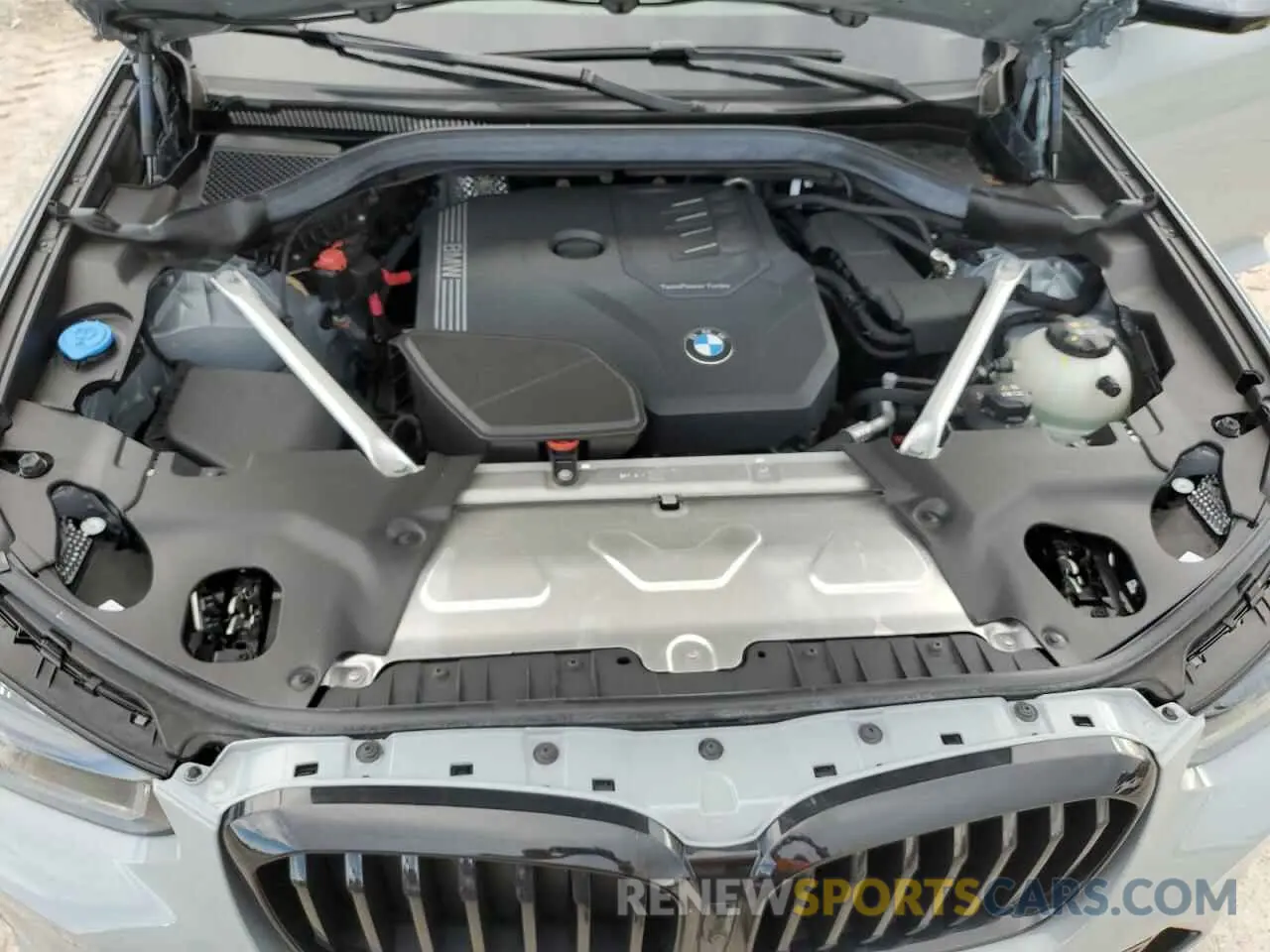 12 Photograph of a damaged car 5UX53DP0XR9T93992 BMW X3 2024