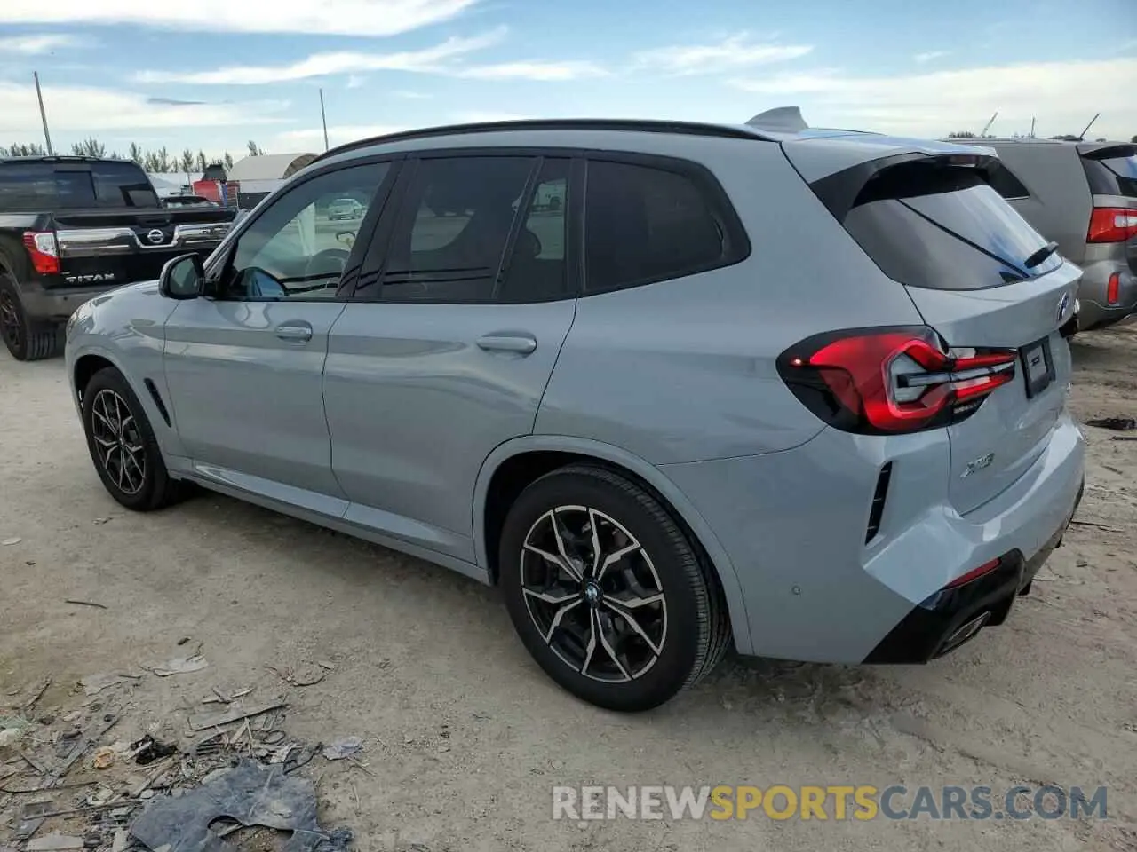 2 Photograph of a damaged car 5UX53DP0XR9T93992 BMW X3 2024