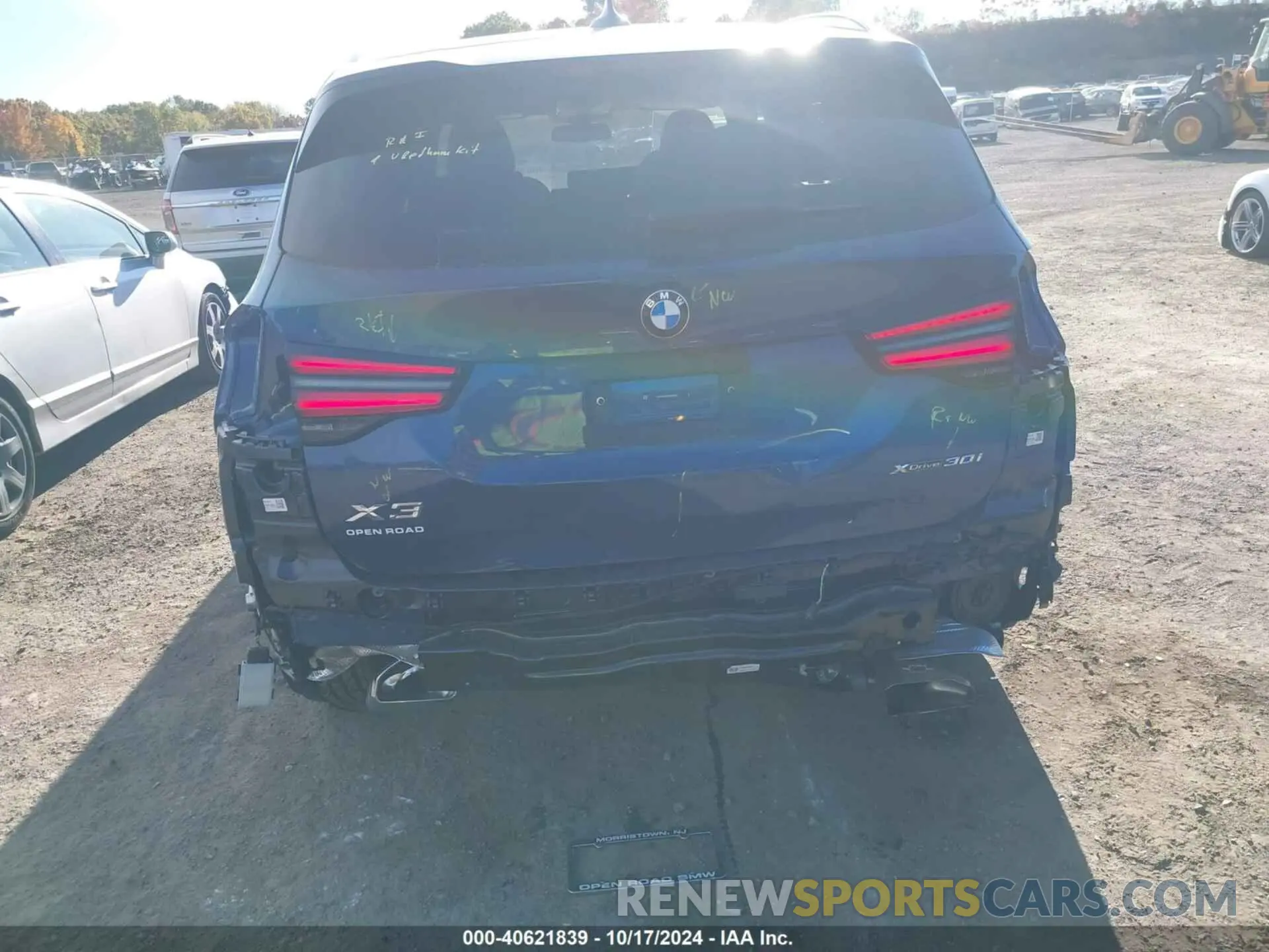 6 Photograph of a damaged car 5UX53DP0XR9U86205 BMW X3 2024