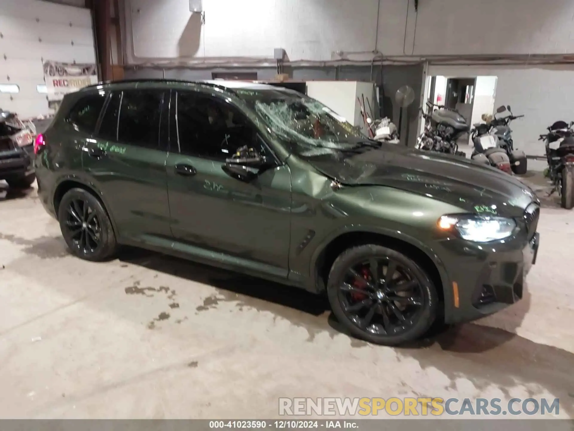1 Фотография поврежденного автомобиля 5UX83DP03R9U94949 BMW X3 2024
