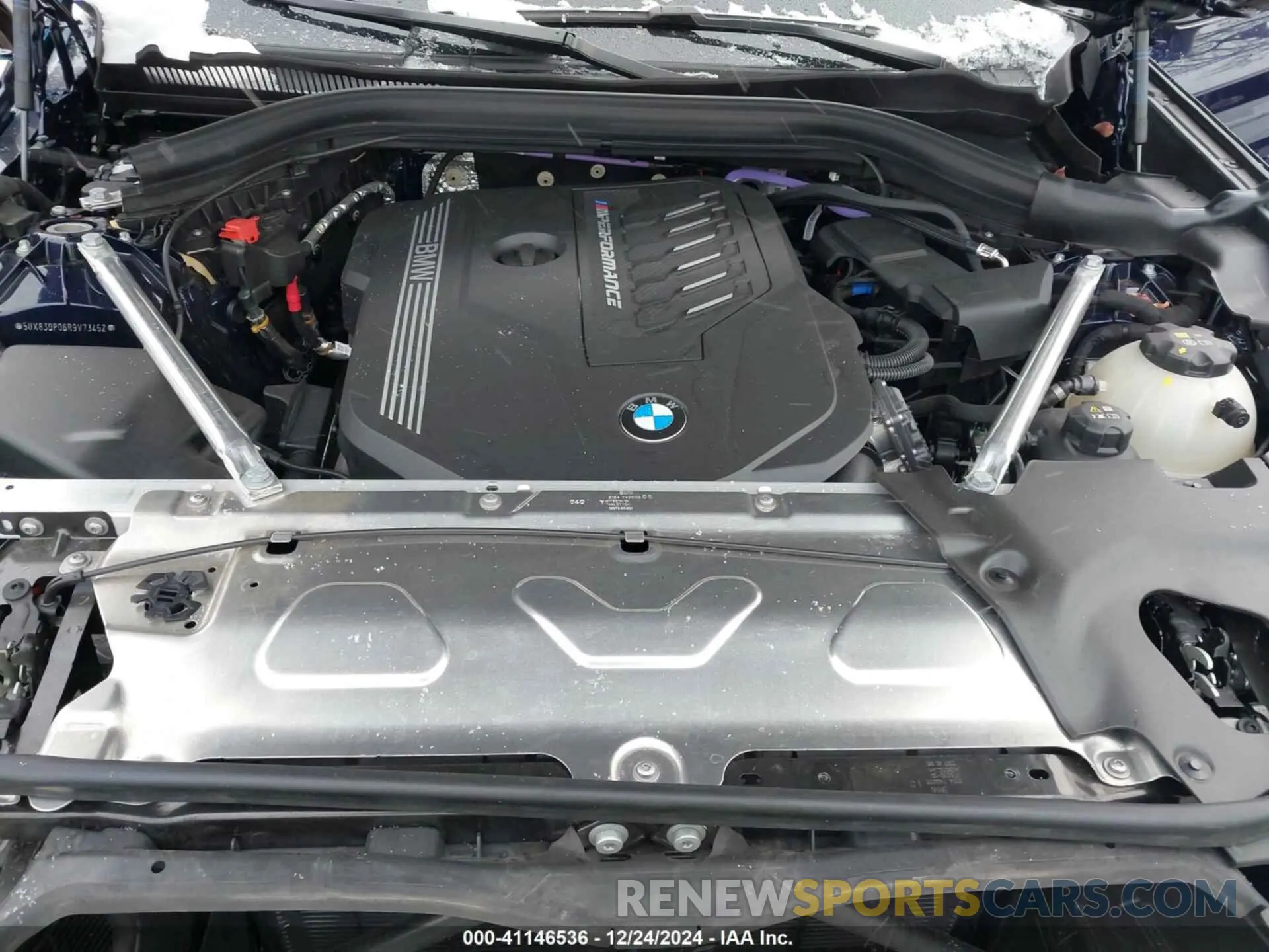 10 Фотография поврежденного автомобиля 5UX83DP06R9V73452 BMW X3 2024