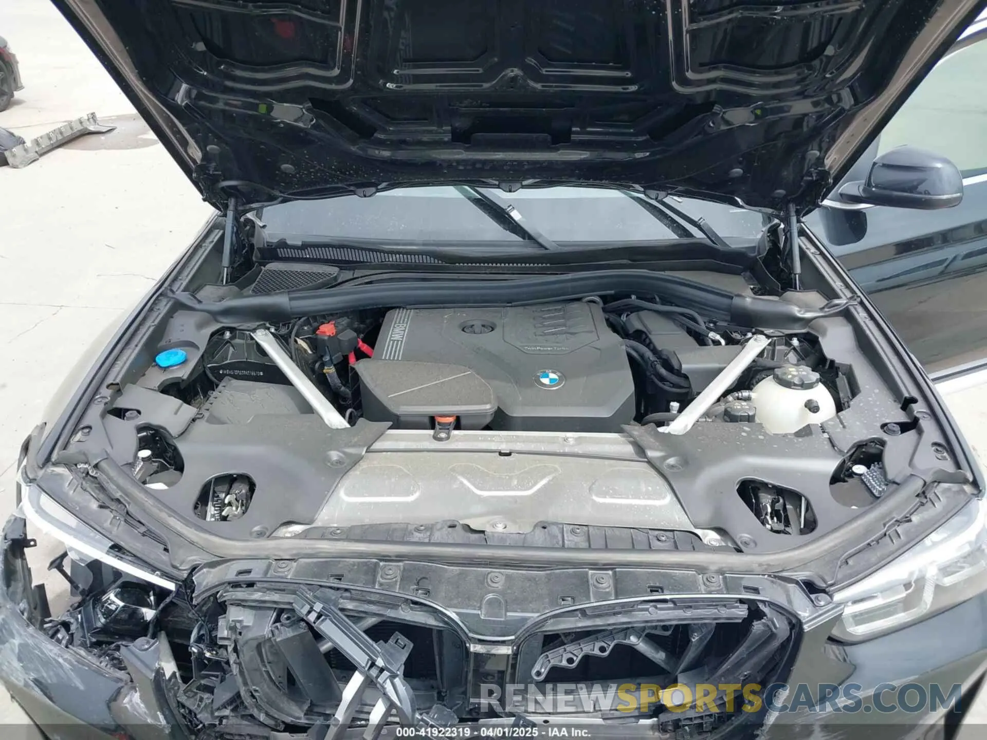 10 Фотография поврежденного автомобиля WBX57DP02RN276570 BMW X3 2024