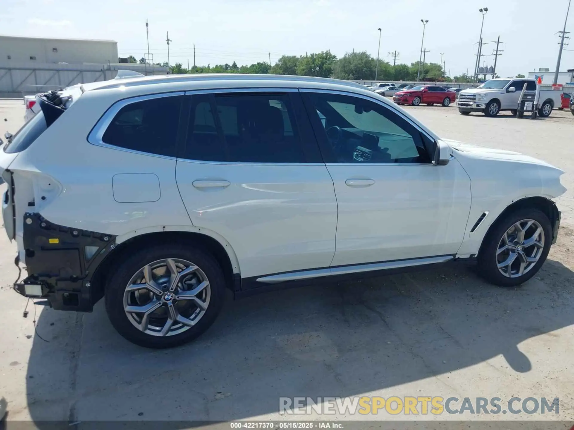 14 Photograph of a damaged car WBX57DP07RN267346 BMW X3 2024