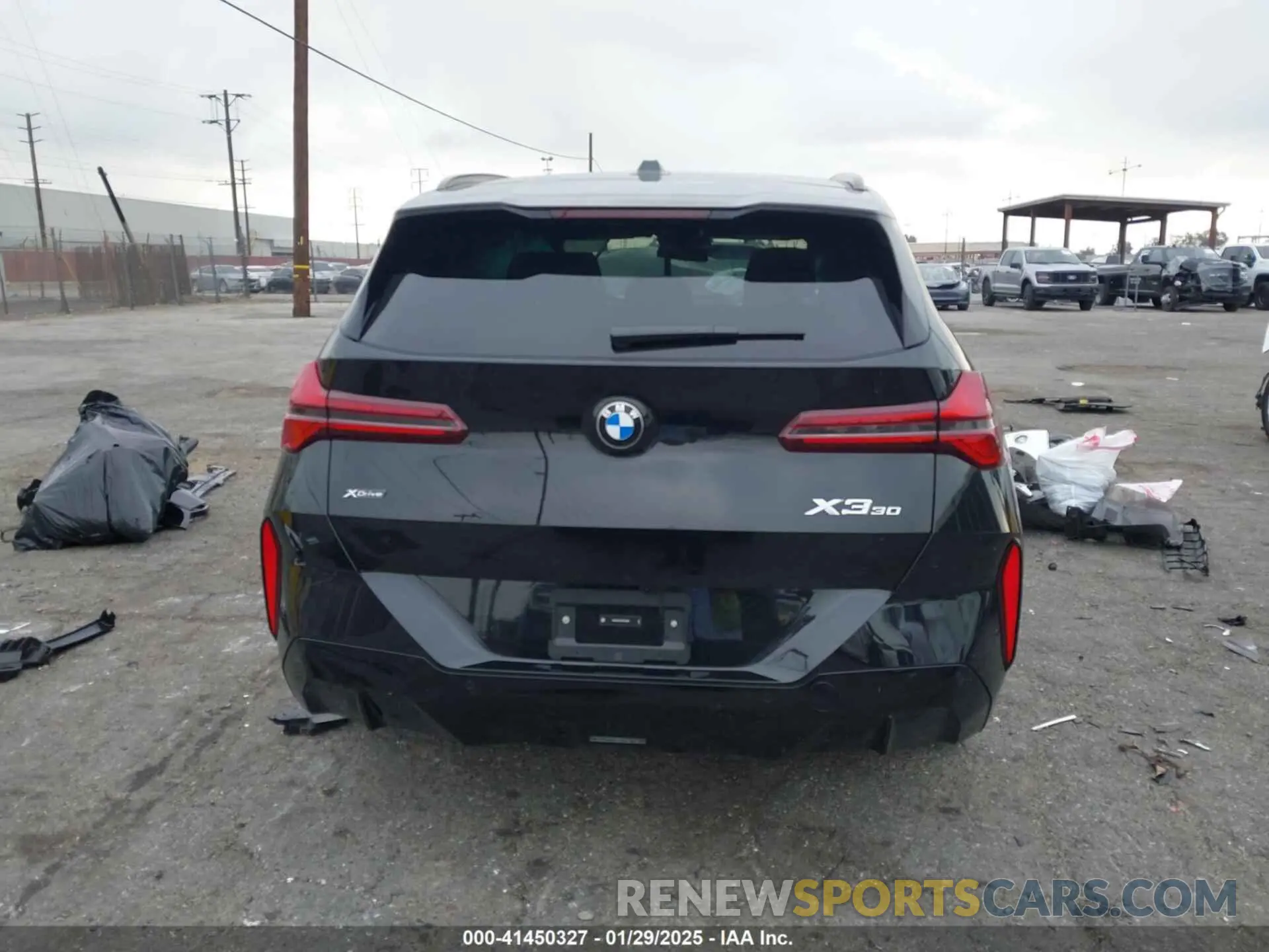 17 Фотография поврежденного автомобиля 5UX53GP04S9Y52862 BMW X3 2025