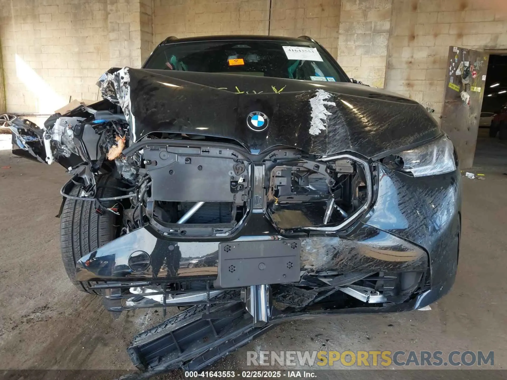 6 Фотография поврежденного автомобиля 5UX73GP06S9Y73124 BMW X3 2025