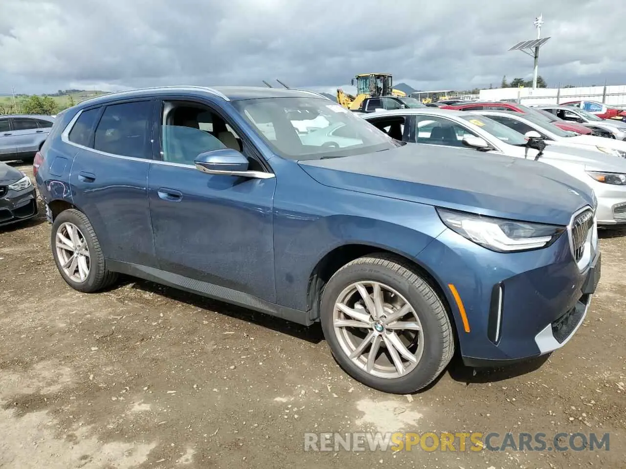 4 Photograph of a damaged car 5UX53GP04S9Y11566 BMW X3 30 XDRI 2025